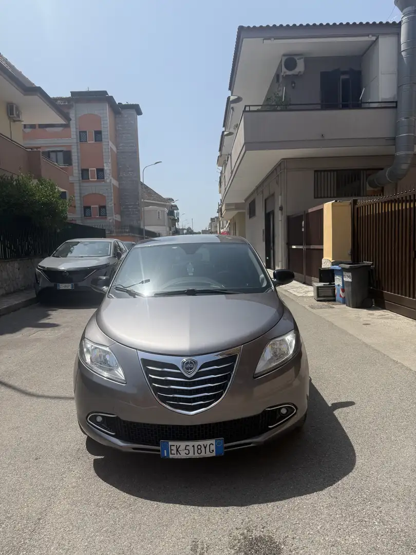 Lancia Ypsilon 1.3 mjt Silver s&s 95cv - 1