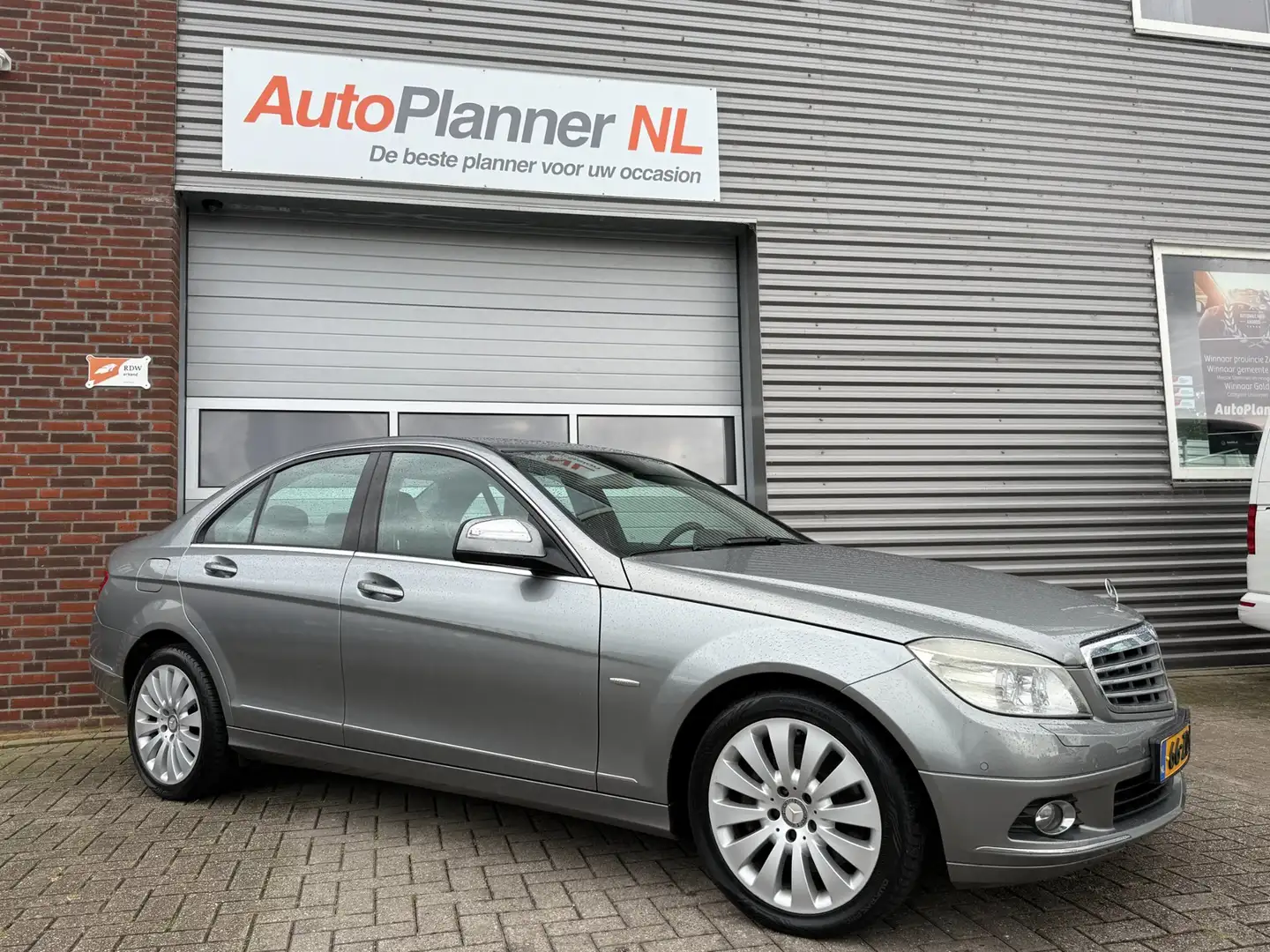 Mercedes-Benz C 320 CDI Elegance! Clima! Leder! Navi! Grau - 2