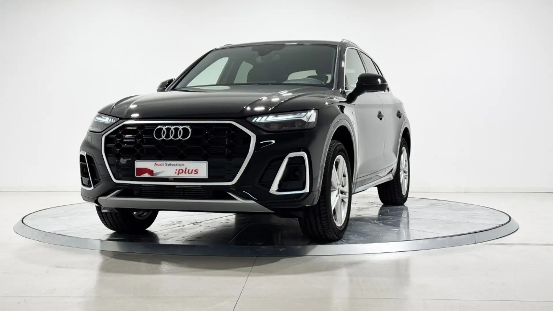 Audi Q5 2.0 50 TFSI E PHEV S TR. QUA. BLACK LINE 299 5P Negro - 1