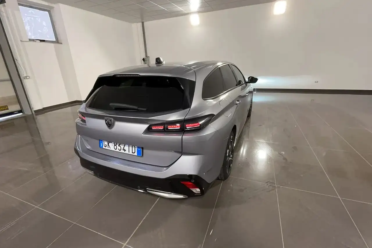 Peugeot 308 308 SW 1.5 bluehdi Allure Pack s&s 130cv 4