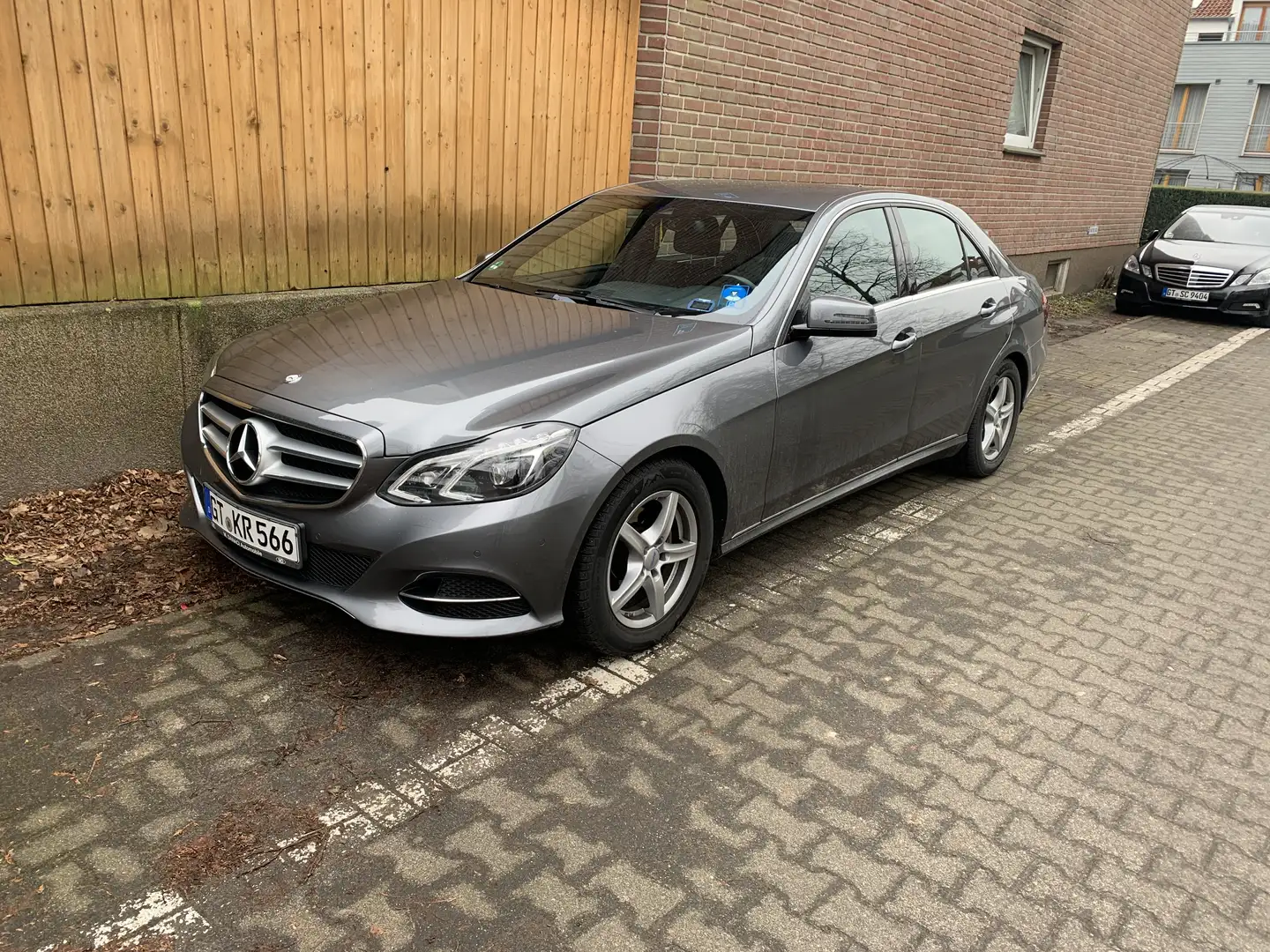 Mercedes-Benz E 220 BlueTEC BlueEFFICIENCY Edition 9G-TRONIC - 2