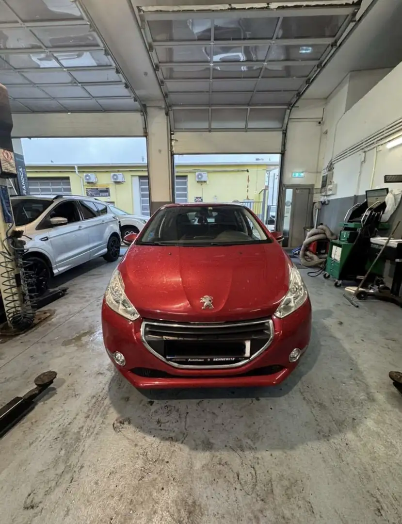 Peugeot 208 1.6 e-HDi 92ch - 2