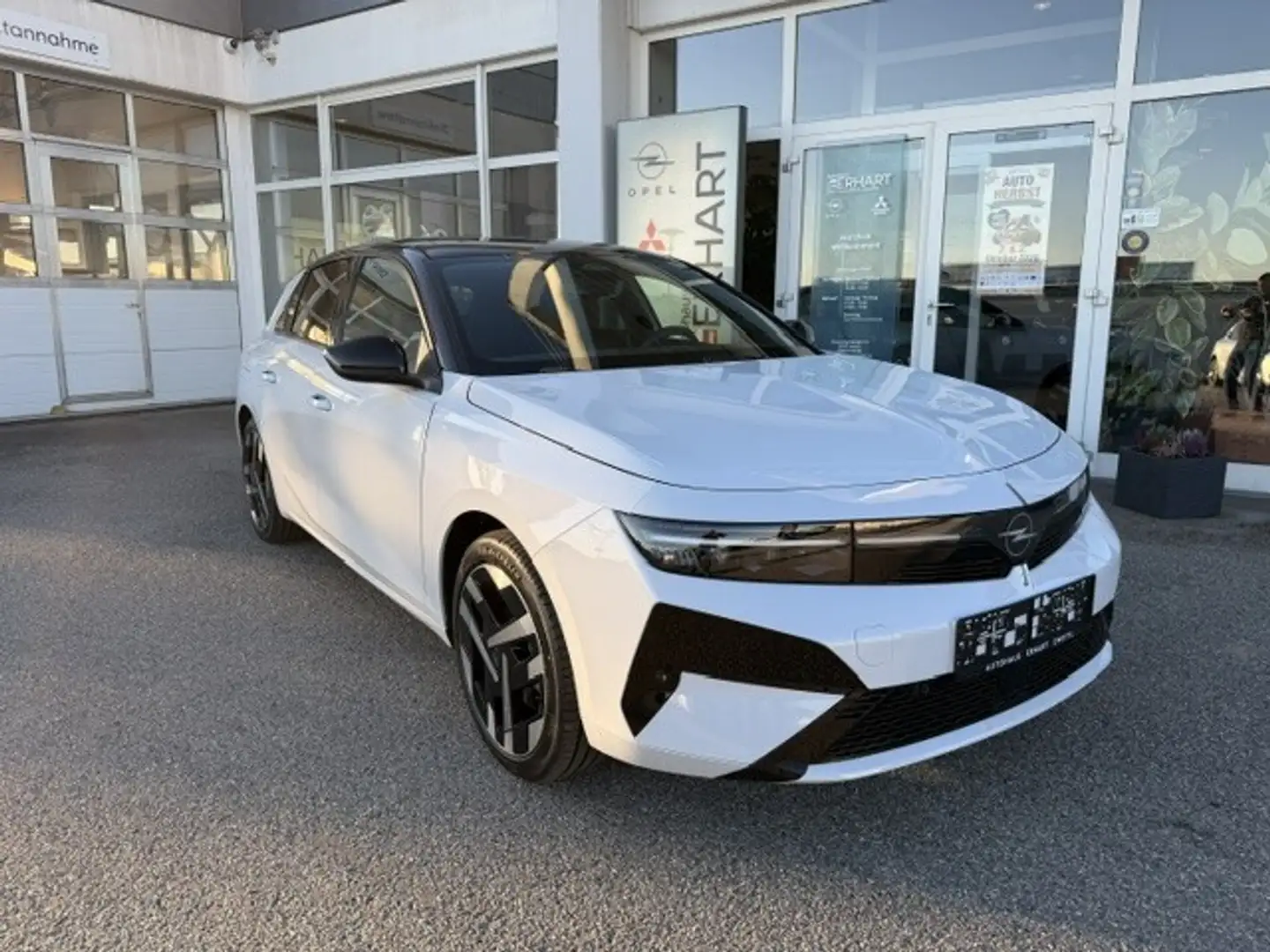 Opel Astra Elektro 58kWh Ultimate Weiß - 2