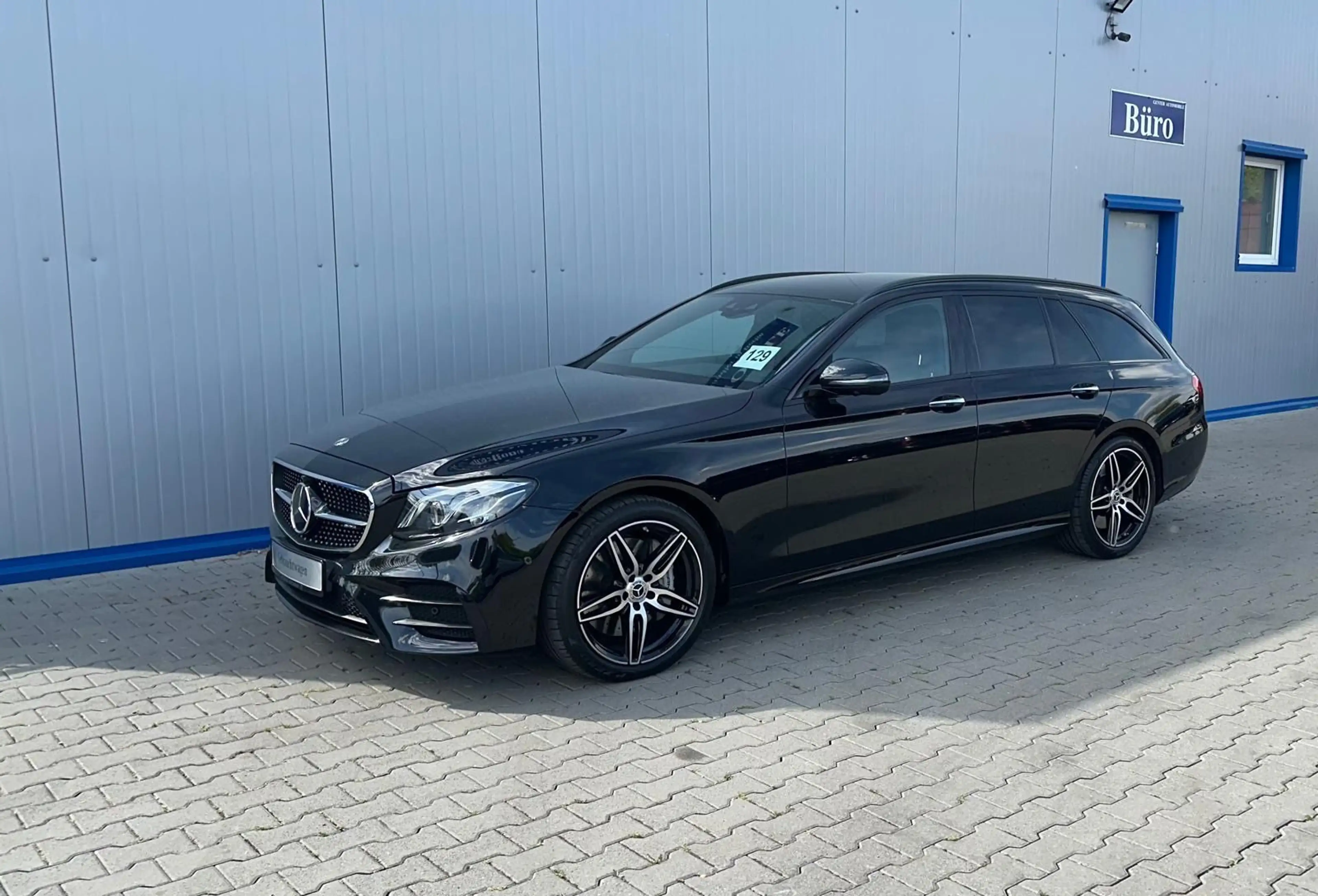 Mercedes-Benz E 43 AMG E43T AMG 4M WIDESCREEN COMAND DISTRONIC AIRMATIC — photo 2