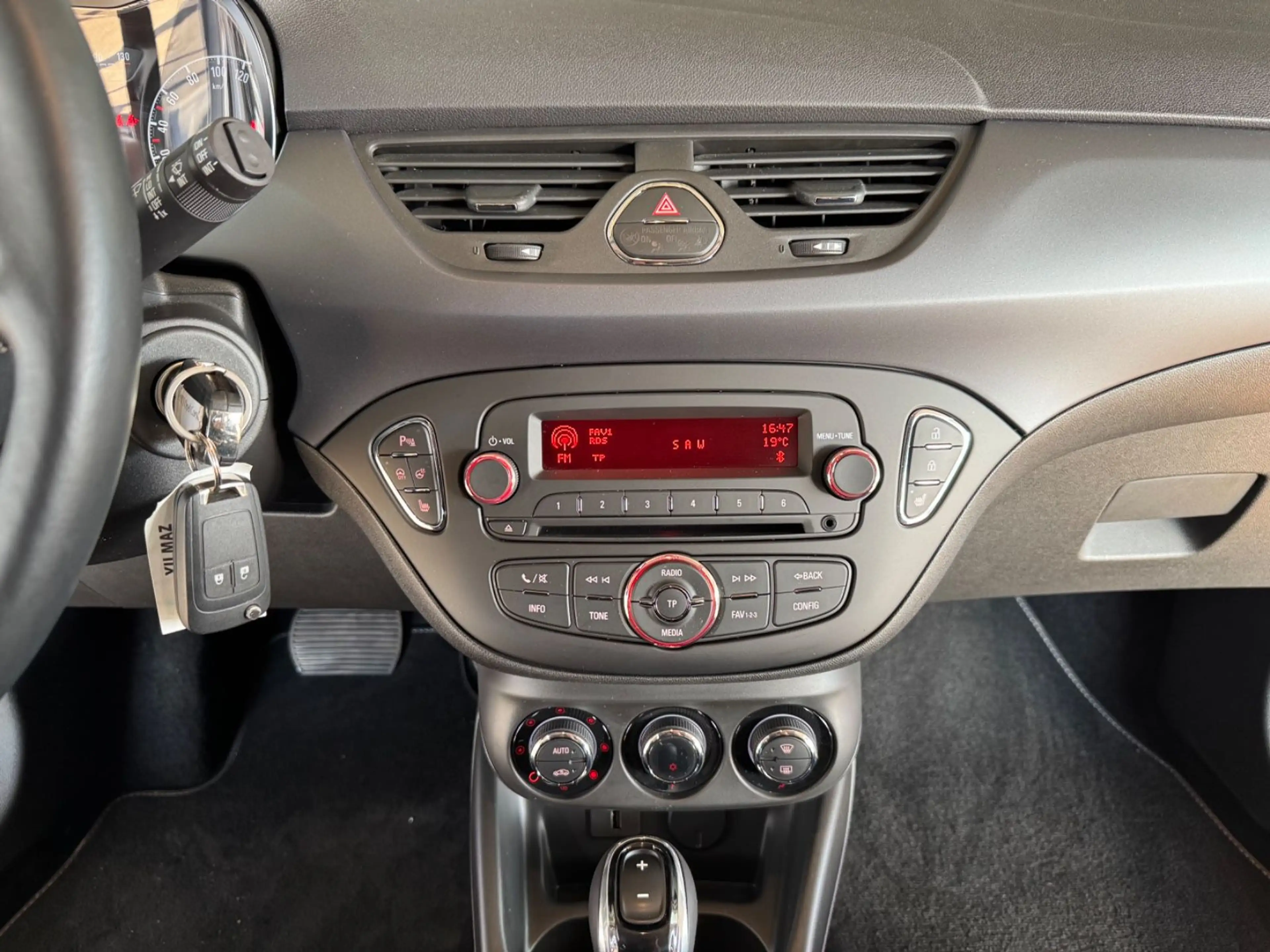 Opel Corsa E Edition ATG 5türig *SHZ*LHZ*PDC*TEM*XEN* — photo 13