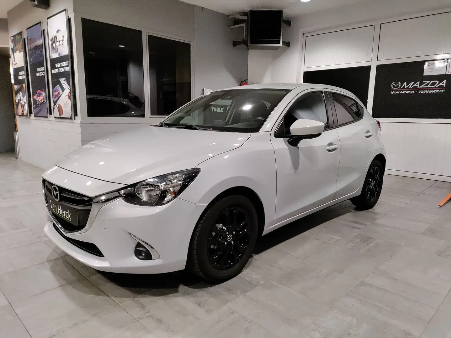 Mazda 2 1.5 SKYACTIV-G Hakoné Bianco - 1