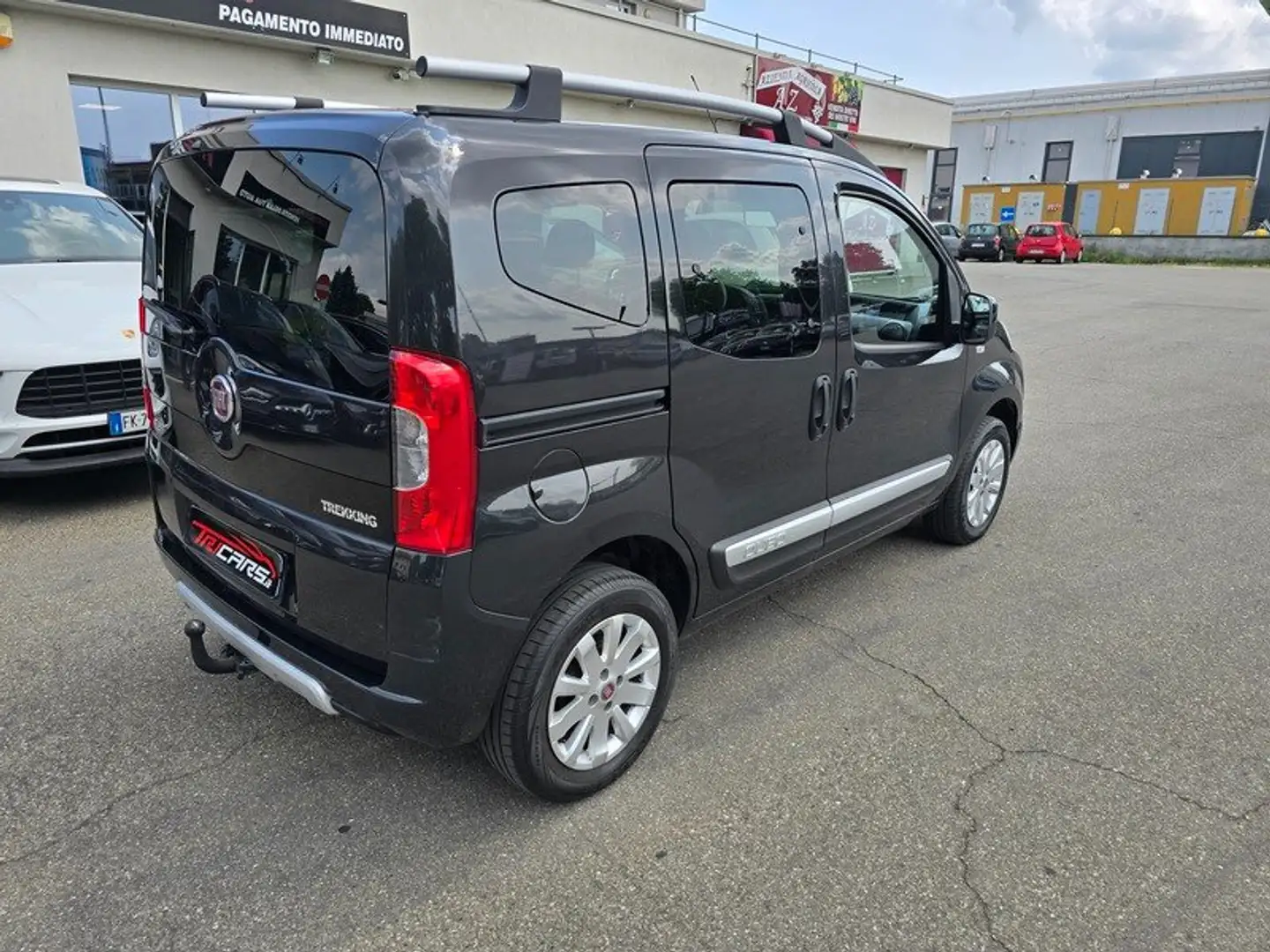 Fiat Qubo 1.3 MJT 75 CV Trekking GANCIO TRAINO NEOPATENTATI Nero - 2