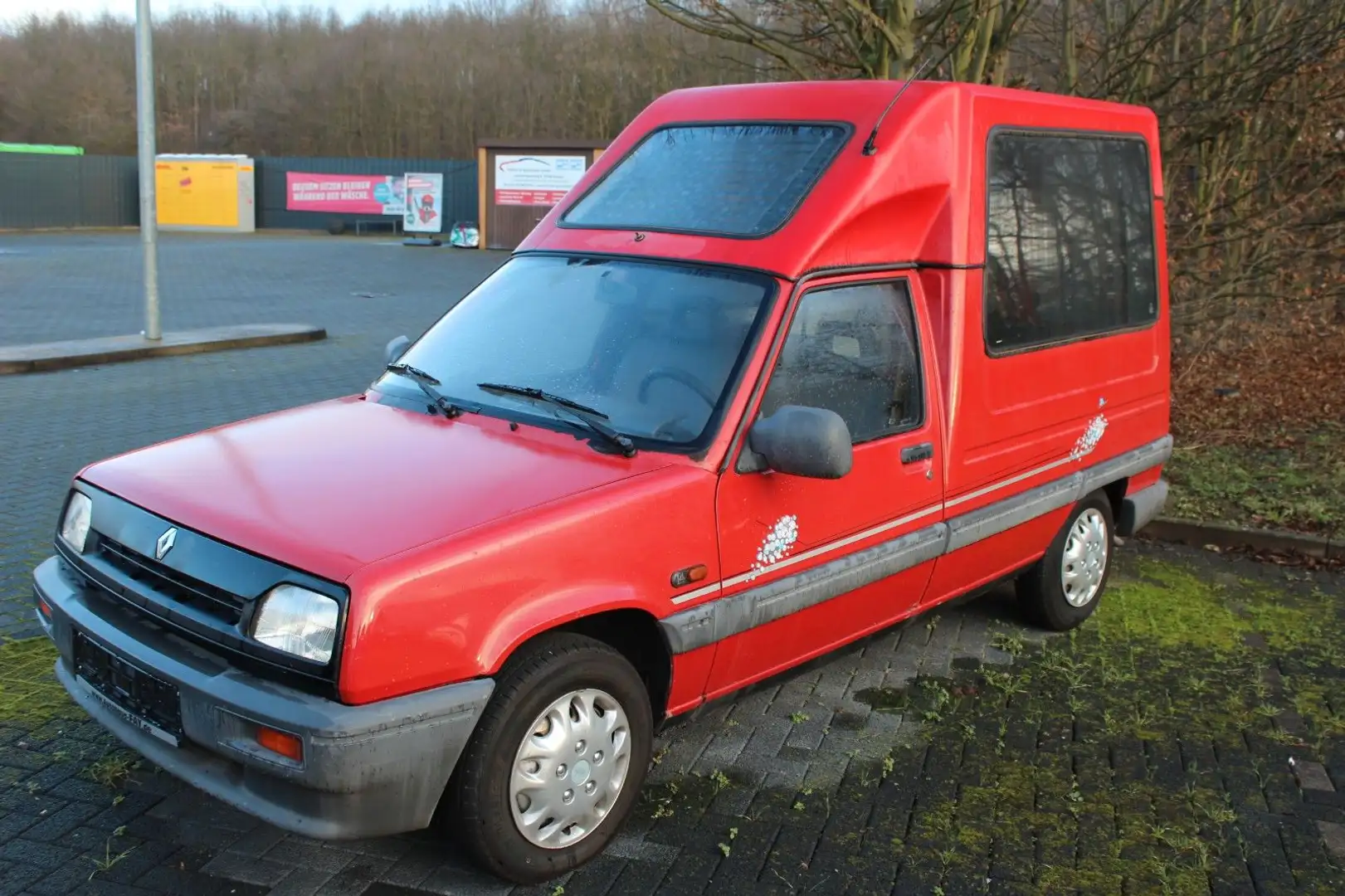 Renault Express 1,4 Automatik mit Rollstuhlrampe Piros - 2