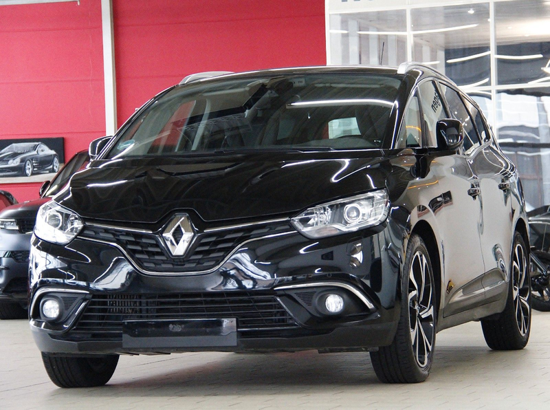 Renault Grand Scenic GRAND SCENiC 1.6 dCi *EDC+BOSE+7.SiTZE+PANORAMA* — photo 2