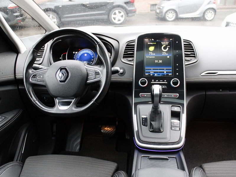 Renault Grand Scenic GRAND SCENiC 1.6 dCi *EDC+BOSE+7.SiTZE+PANORAMA* — photo 10