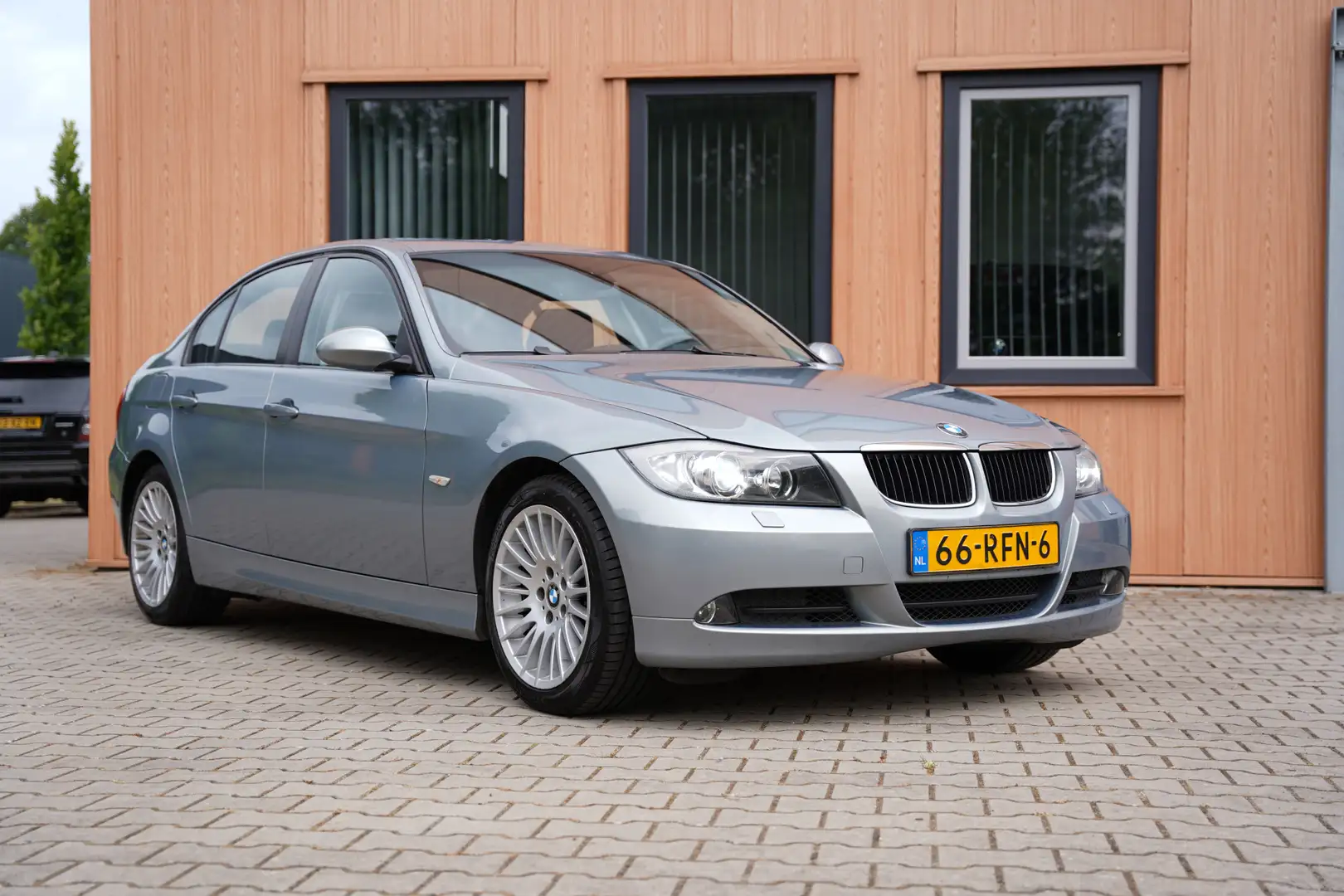 BMW 320 3-serie 320i | Trekhaak | Cruise | Schuifdak | Nav Gris - 2