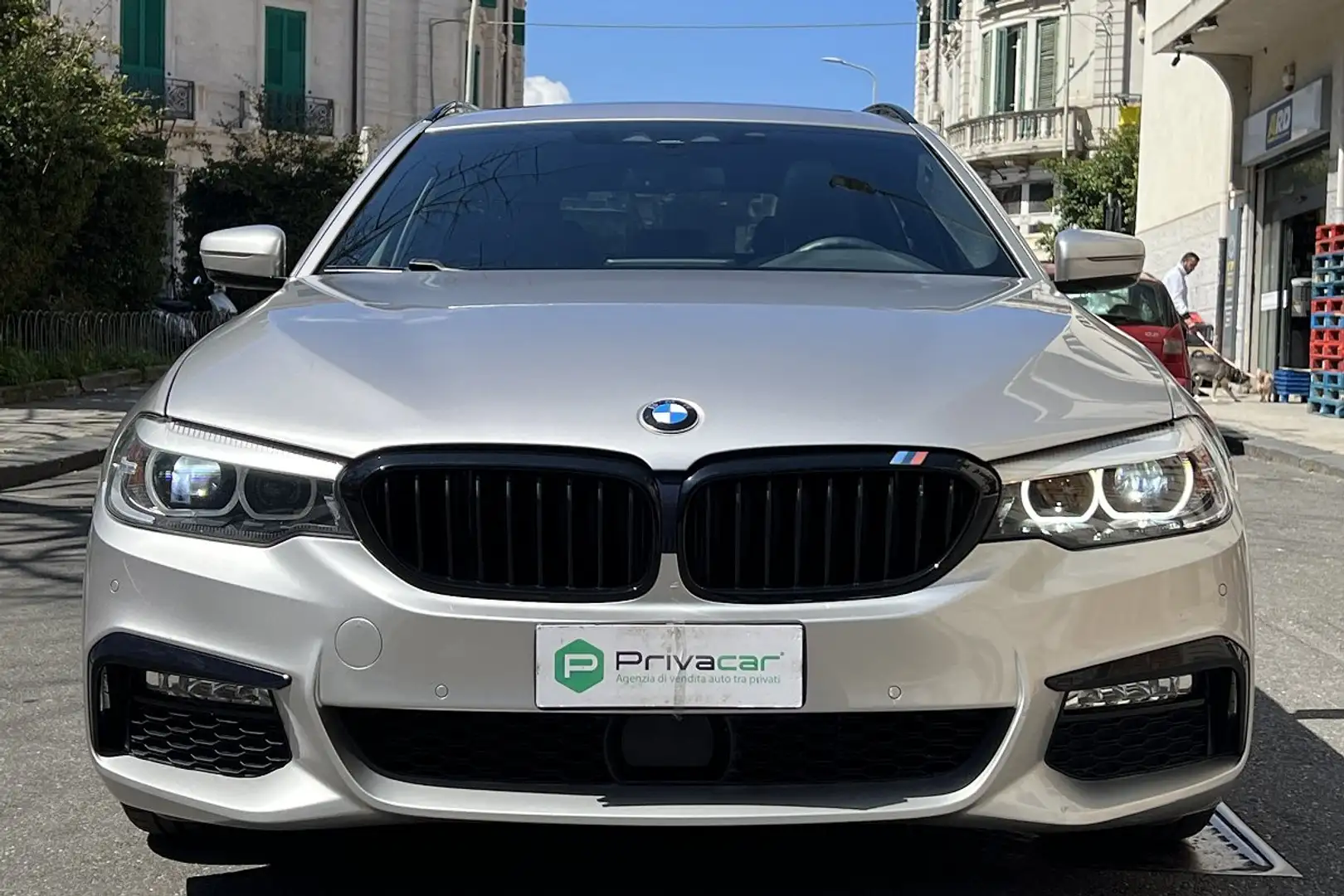 BMW 520 520d xDrive Touring Msport Argento - 2