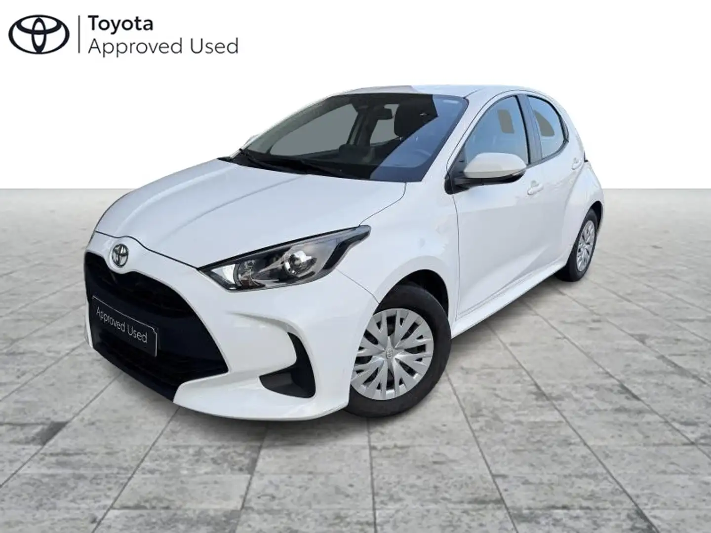 Toyota Yaris 1.0 MT Benzine Dynamic Weiß - 1