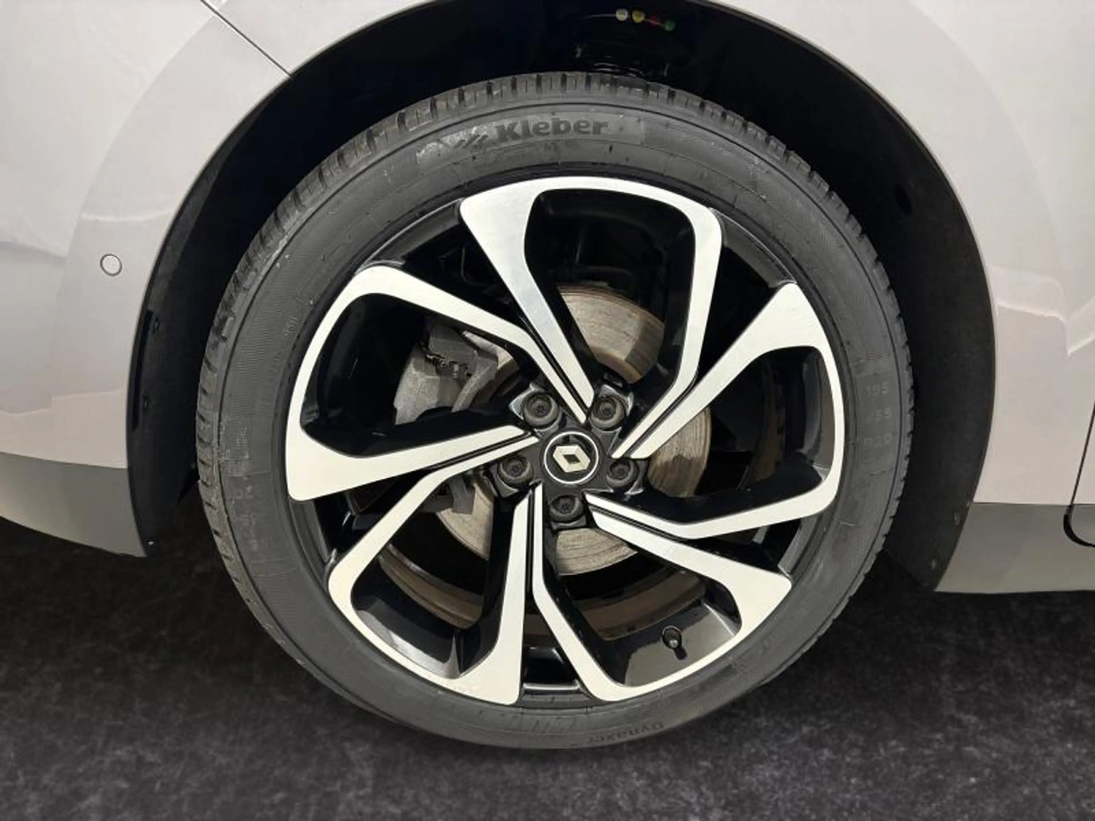 Renault Grand Scenic 1.7 Blue dCi Bose Edition 7pl EDC 120 Hp — photo 9