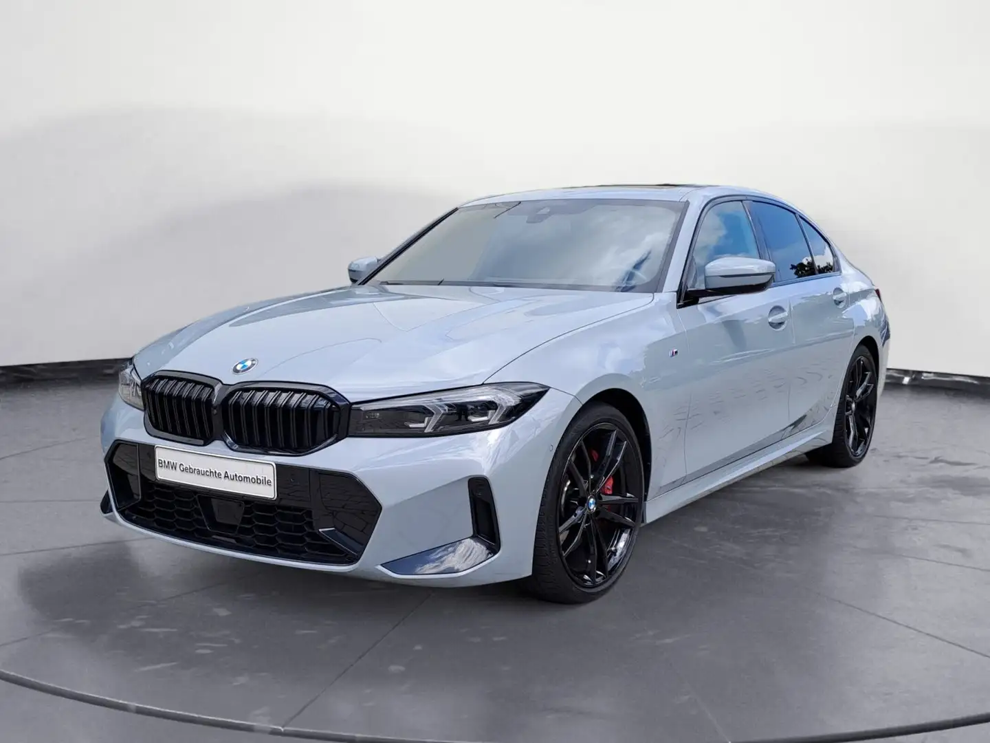BMW 330 iA Limousine M Sportpaket Pro Glasdach Sports Grijs - 2