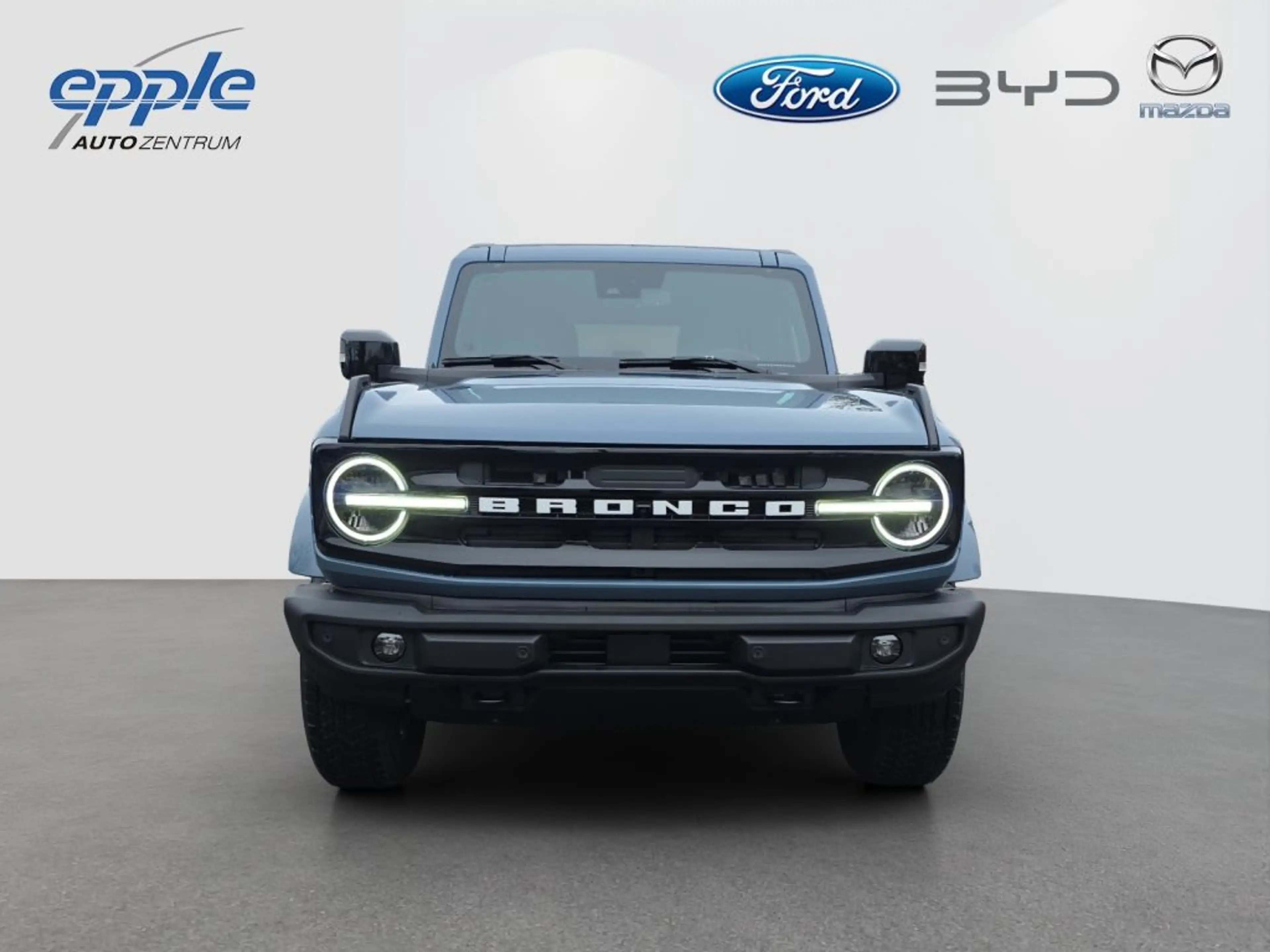Ford Bronco 2.7 EcoBoost V6 Outer Banks — photo 2