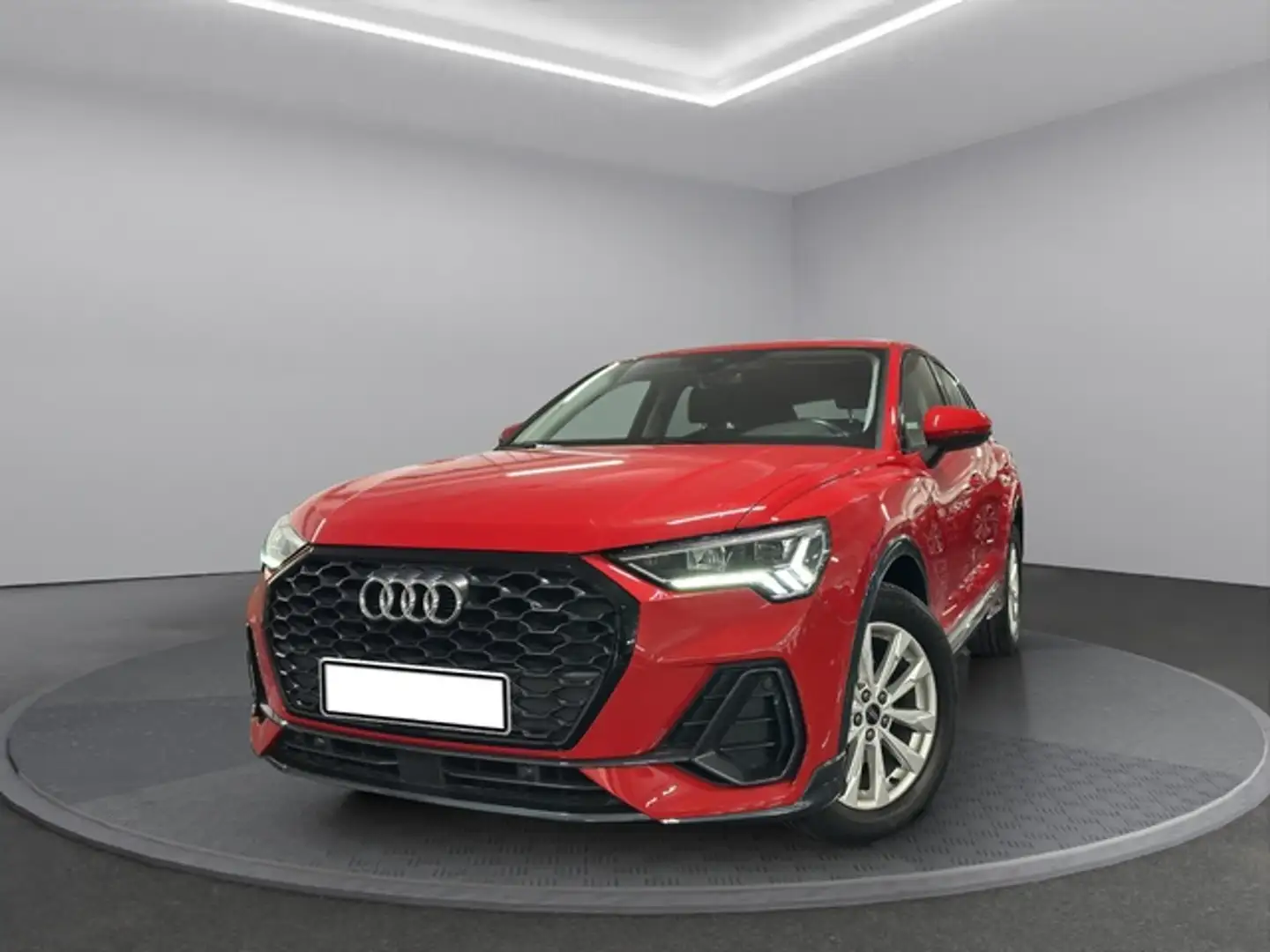Audi Q3 Sportback 35 TFSI Advanced S tronic Rojo - 1