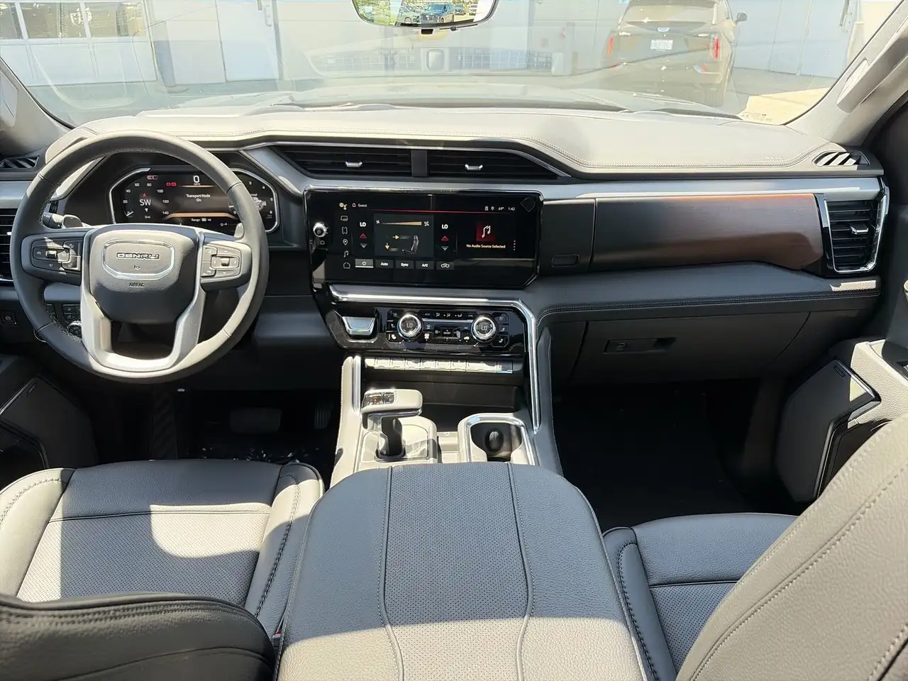 GMC Sierra 1500 снимка GMC Sierra 1500