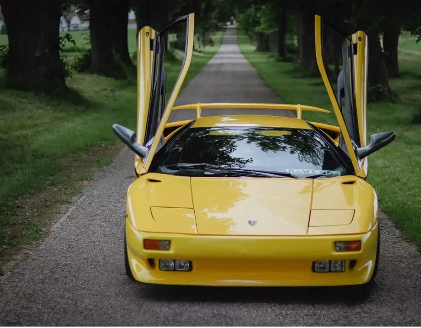 Lamborghini Diablo 5.7L V12 Gelb - 2