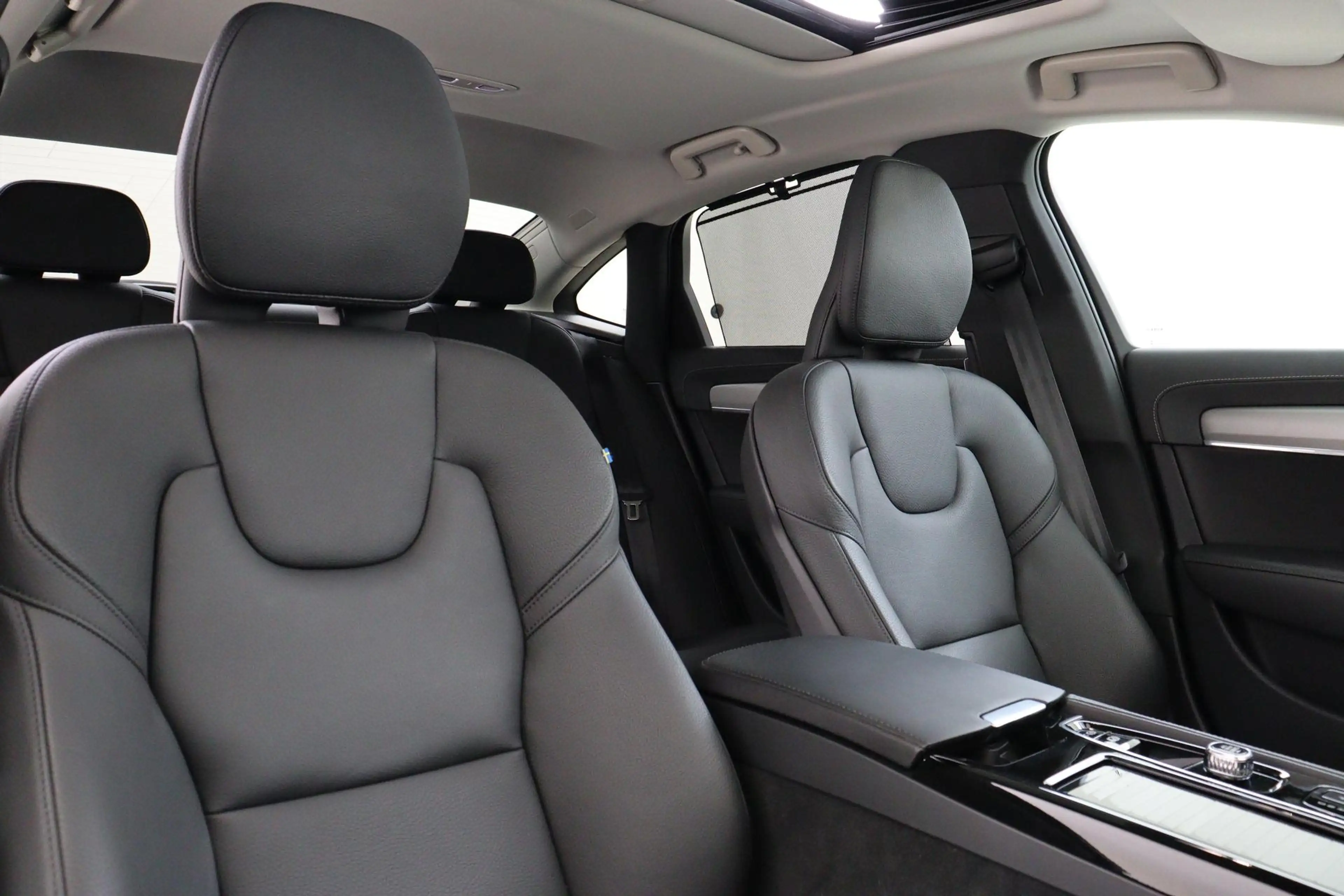 Volvo S90 T8 AWD ULTIMATE DARK -PANO.DAK|HARMAN/KARDON|360°C — photo 14