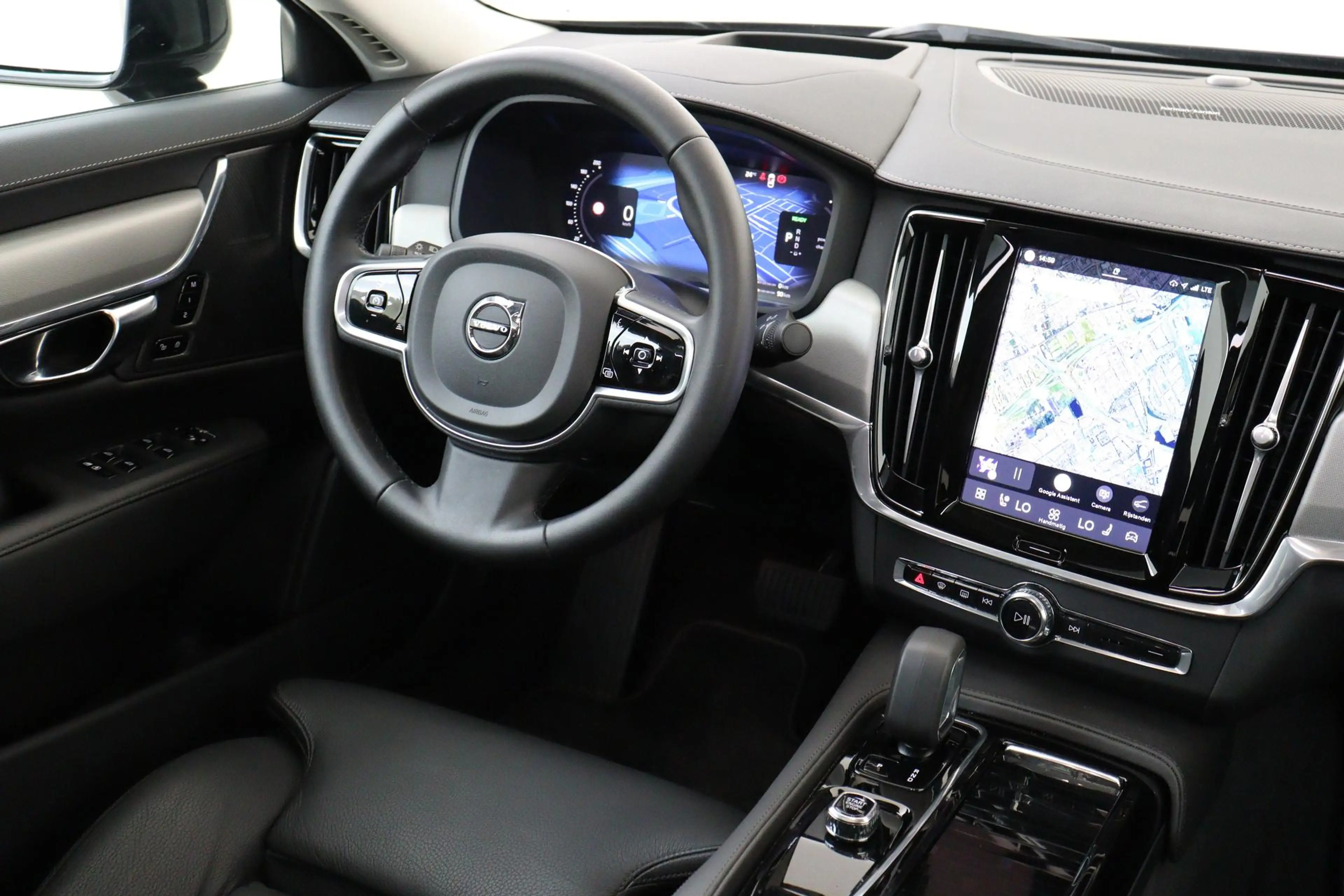 Volvo S90 T8 AWD ULTIMATE DARK -PANO.DAK|HARMAN/KARDON|360°C — photo 6
