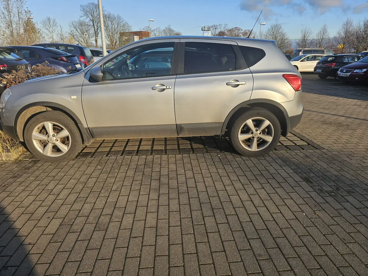 Nissan Qashqai+2 Nissan Qashqai J 10 Gris - 1