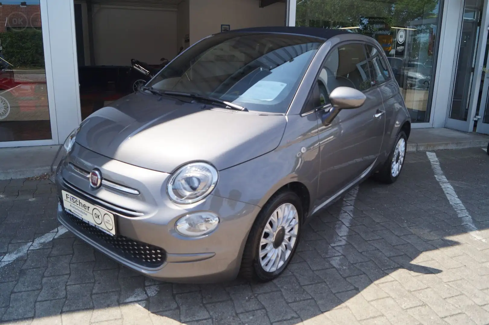 Fiat 500 Cabrio*PDC*BT*UConnect Grijs - 1