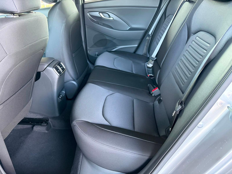 Hyundai i30 Kombi Comfort Plus 1.0 T-GDI DCT Navi/ Totwinke... — photo 6