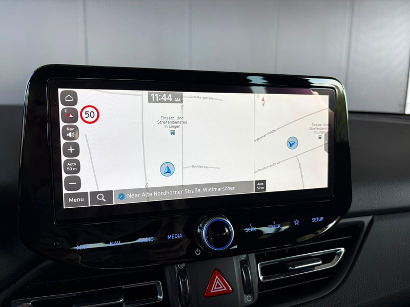 Hyundai i30 Kombi Comfort Plus 1.0 T-GDI DCT Navi/ Totwinke... — photo 12