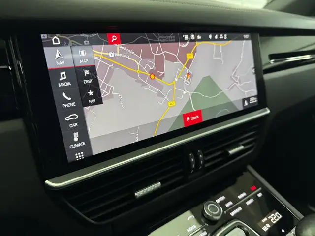 Porsche Cayenne view 15
