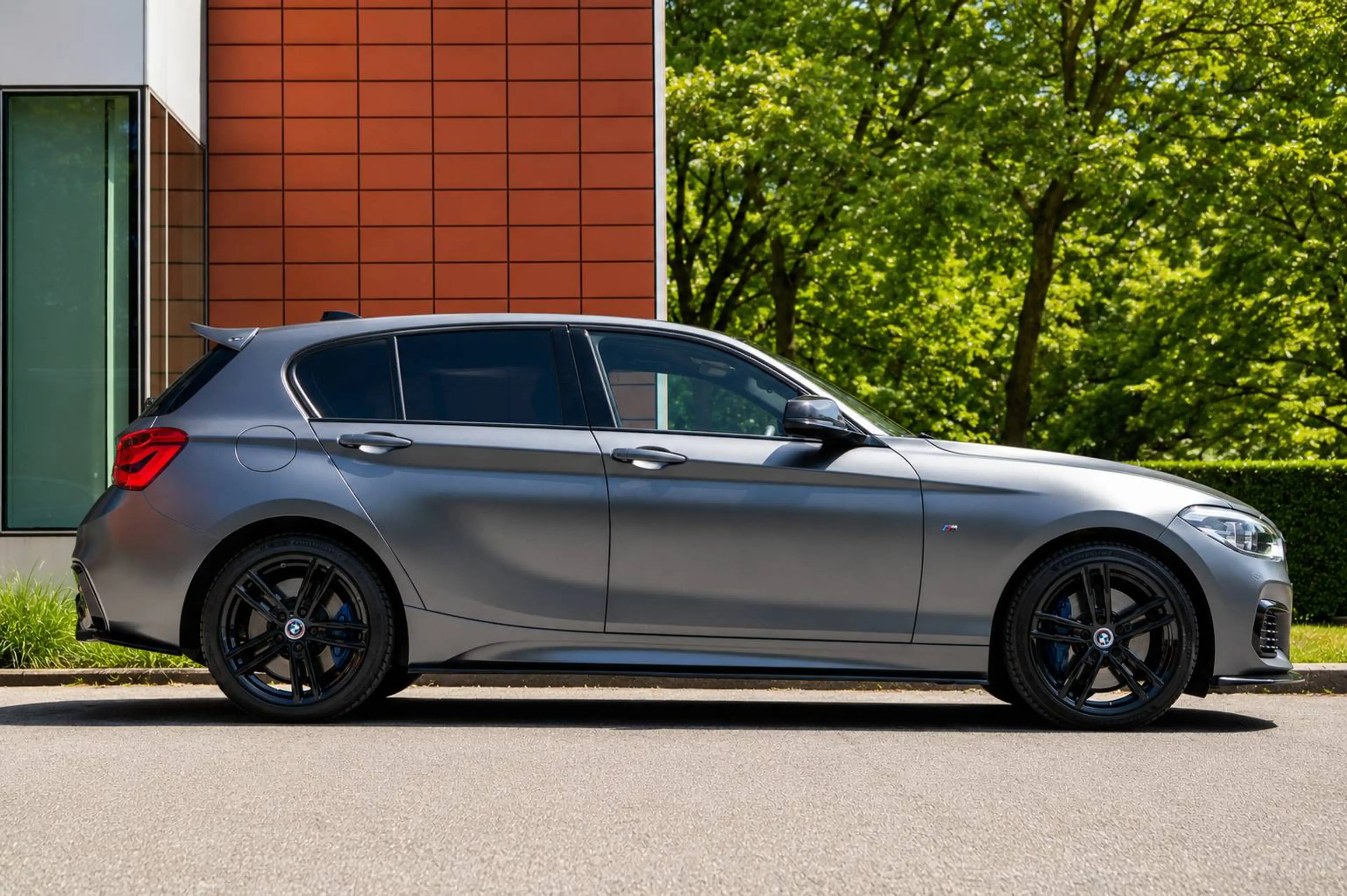 BMW 135 - HK - NAV Pro - Carplay - PDC - Alcantara — photo 5