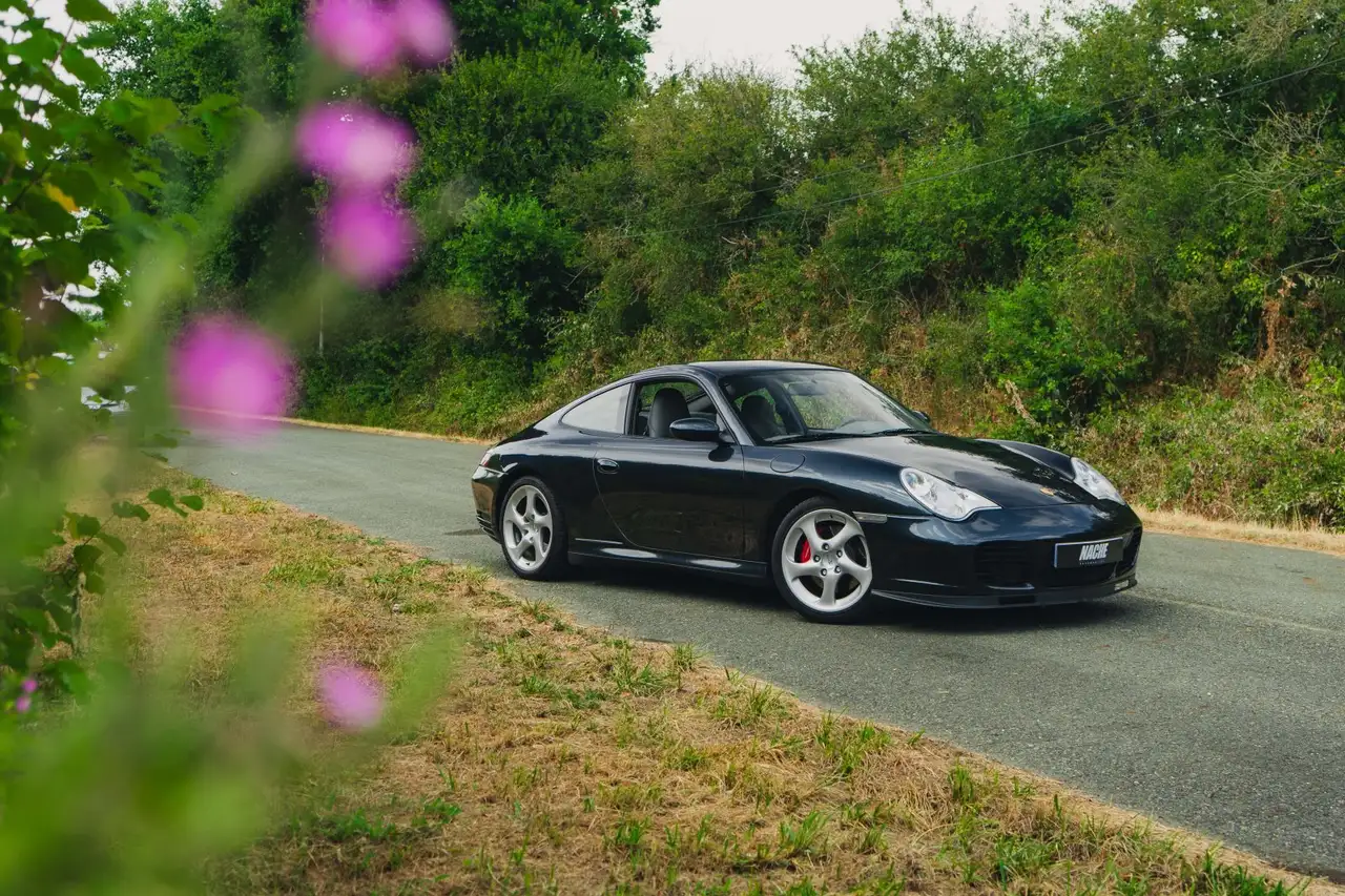 Porsche 996