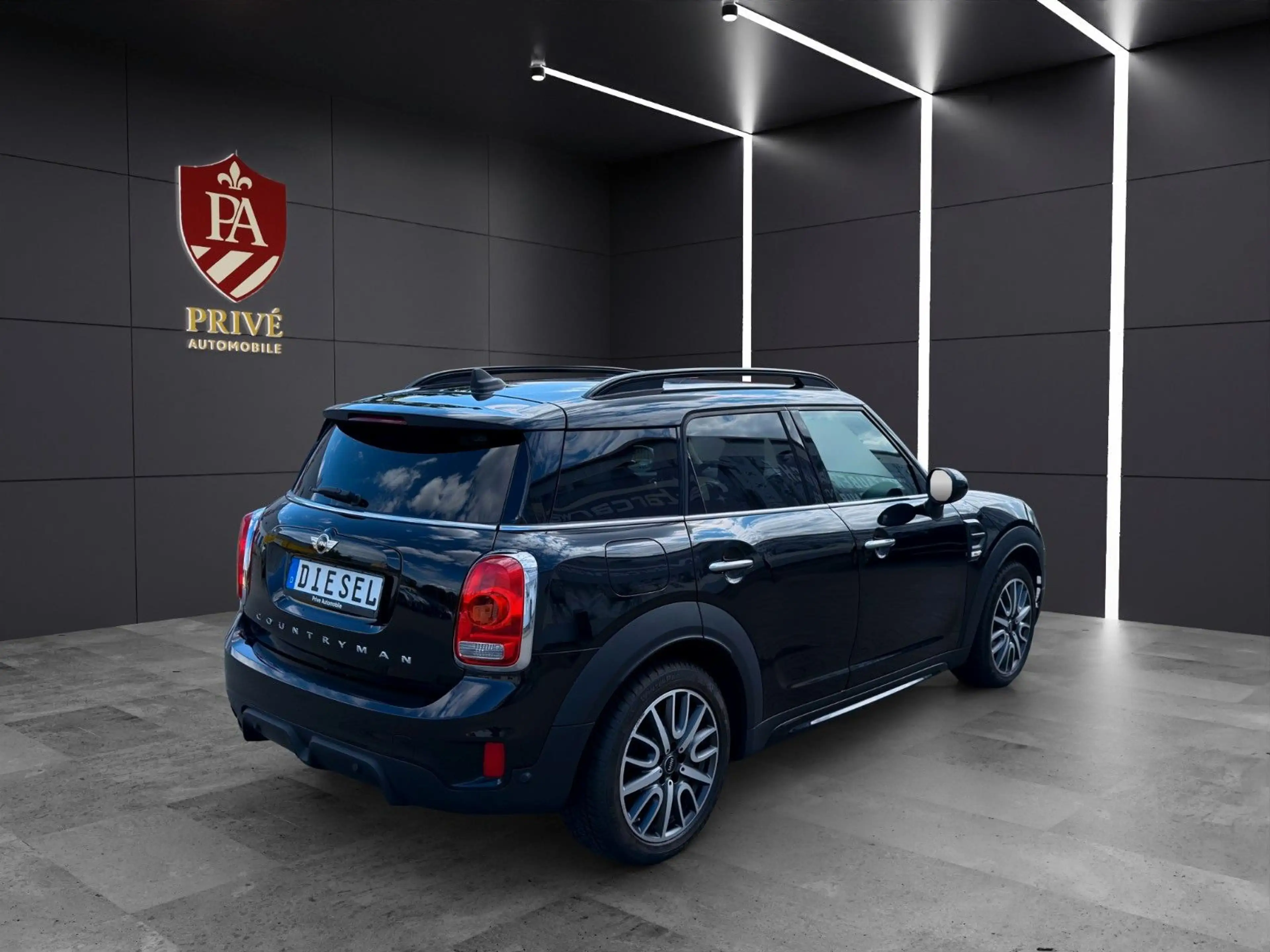 MINI One D Countryman JCW~1Hand~Parkassistent~PDC~MFL — photo 11