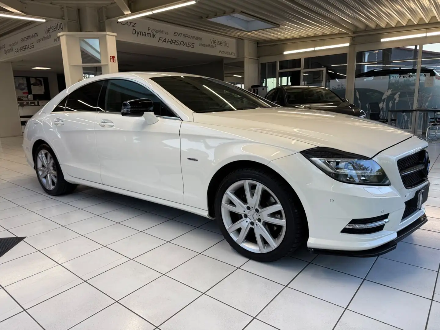 Mercedes-Benz CLS 350 CLS350CDI BE 4Matic,AMG-Paket,Leder,Xenon,Memory Blanc - 1