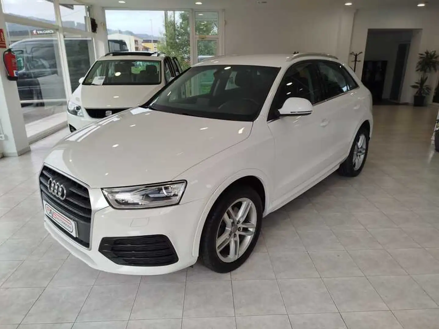 Audi Q3 2.0TDI Sport edition 110kW Blanco - 1