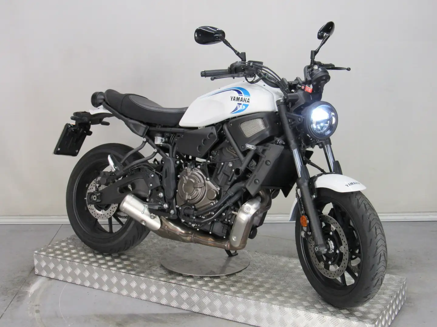 Yamaha XSR 700 35 KW Bianco - 2
