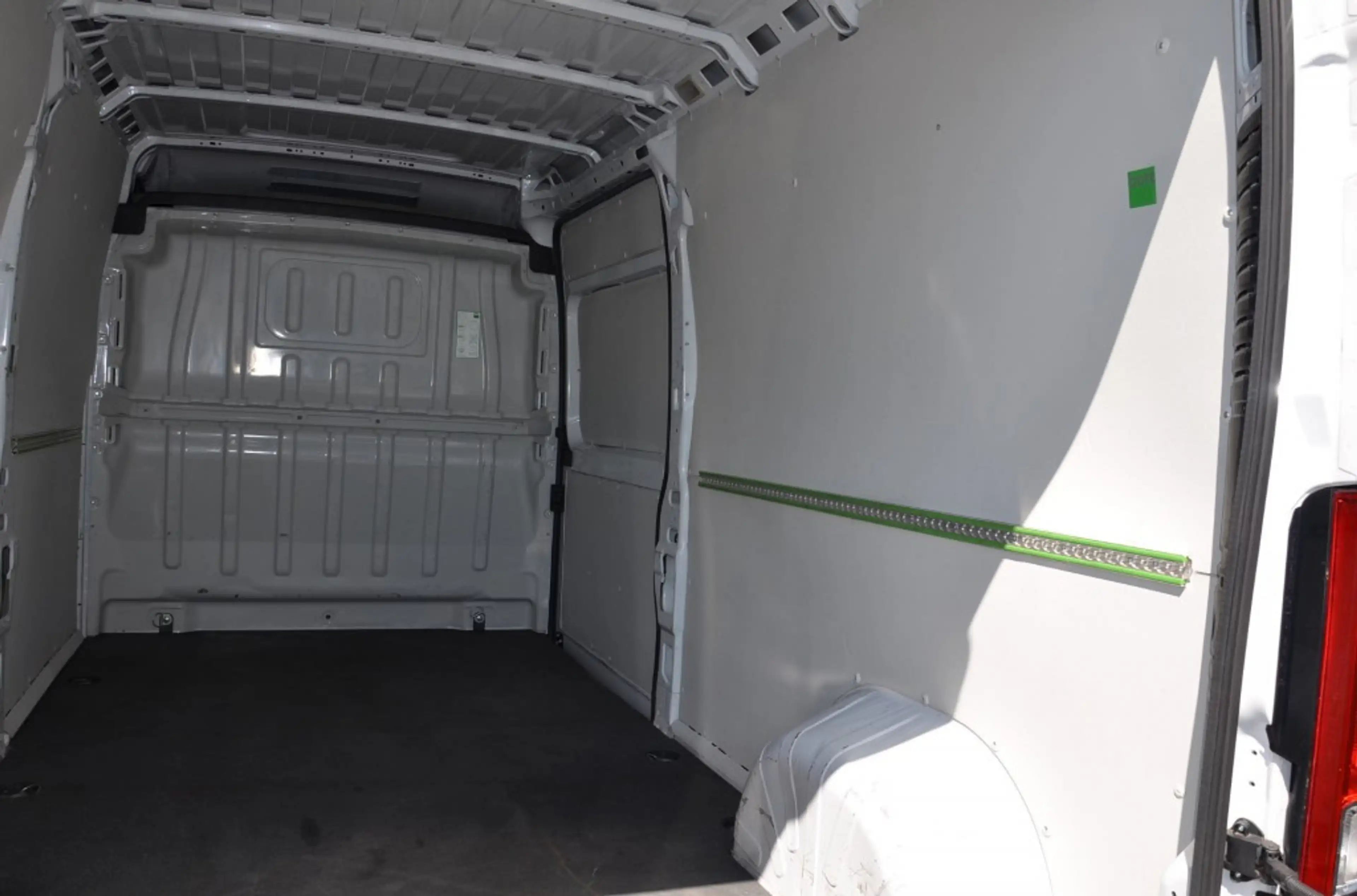 Opel Movano 2.2D 140pk L3 H2 — photo 7