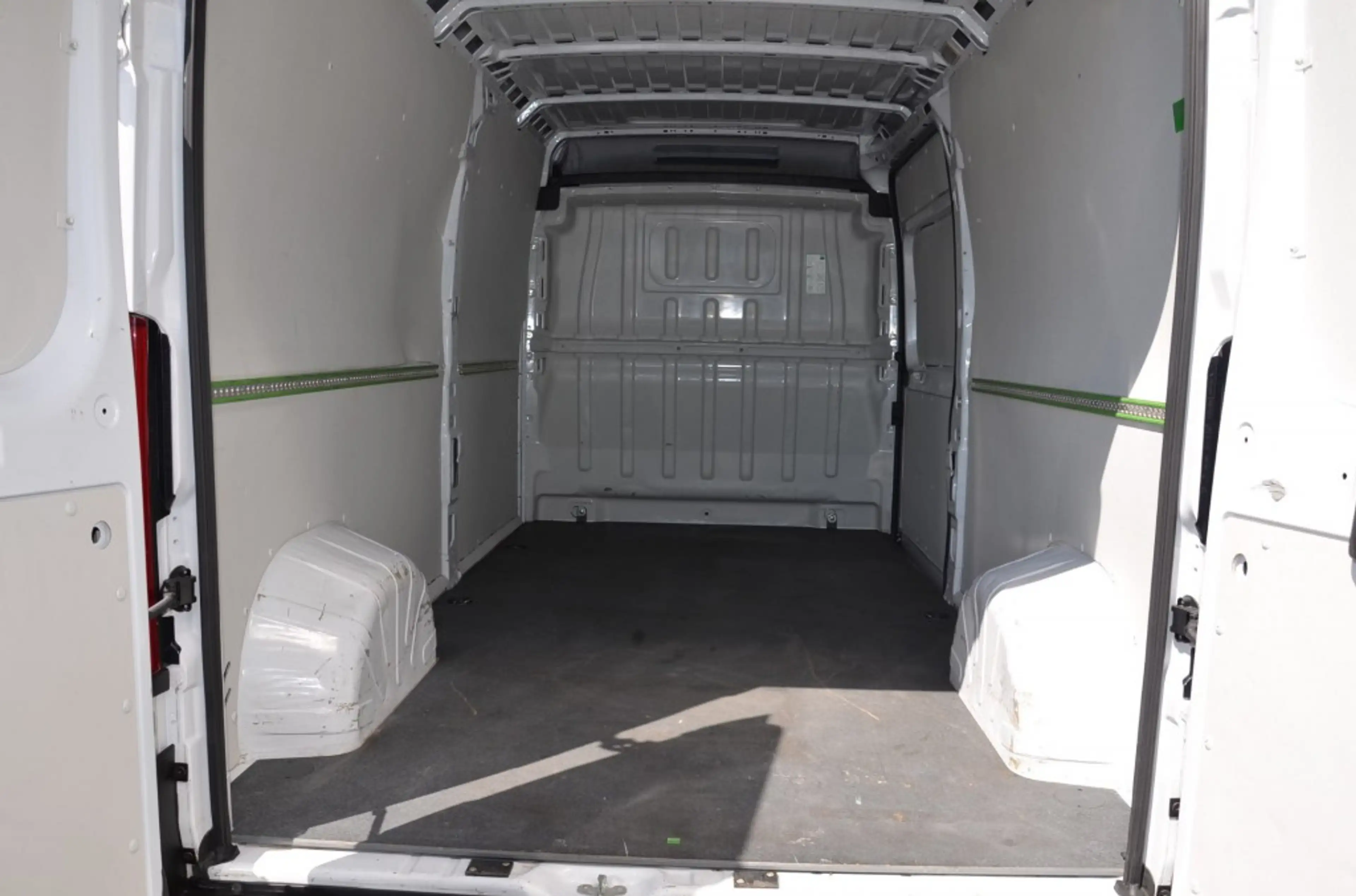 Opel Movano 2.2D 140pk L3 H2 — photo 5