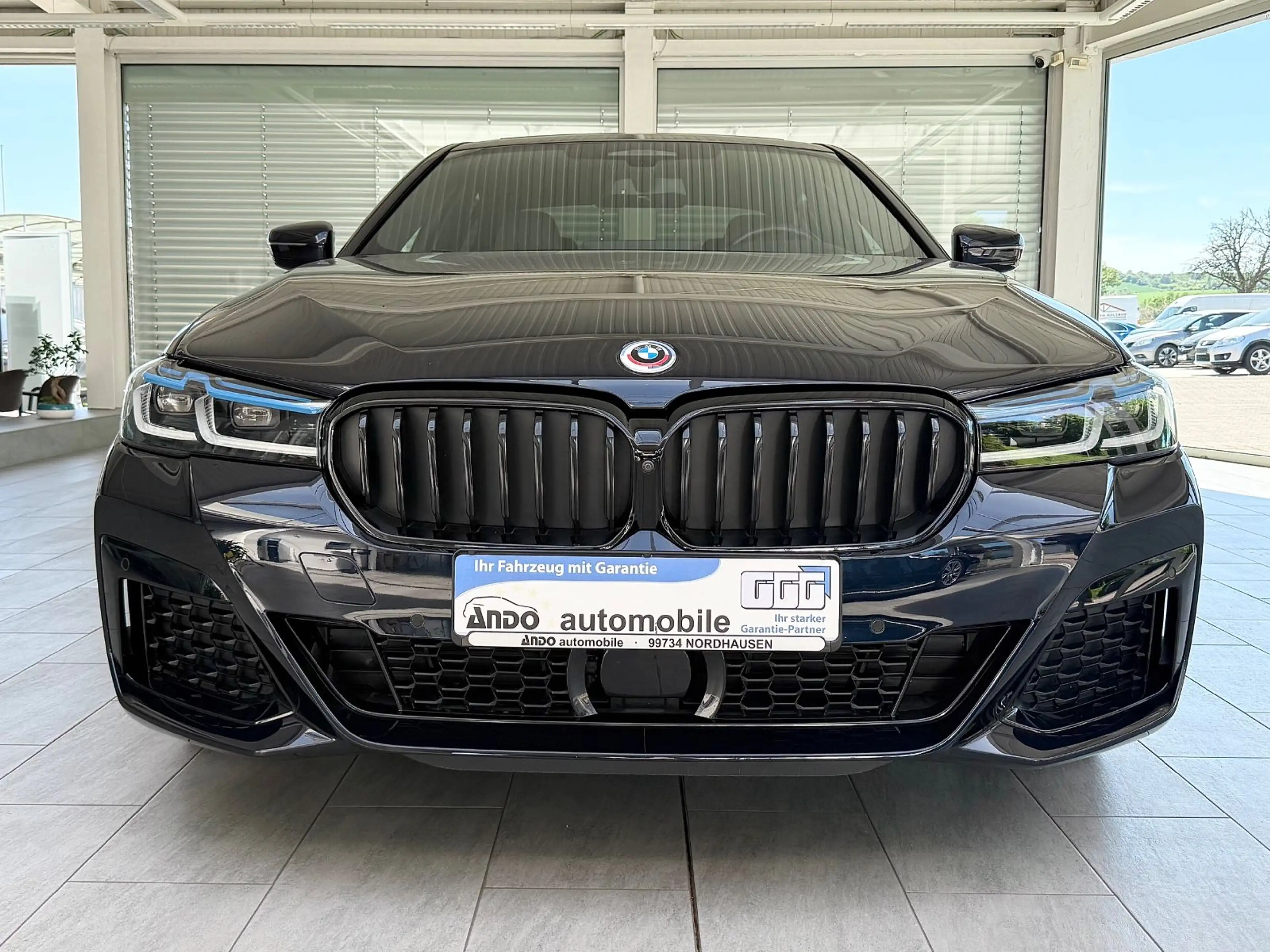 BMW 545 e xDrive M Sport Lim.*HUD*ALCANTARA*INDIVIDU — photo 8