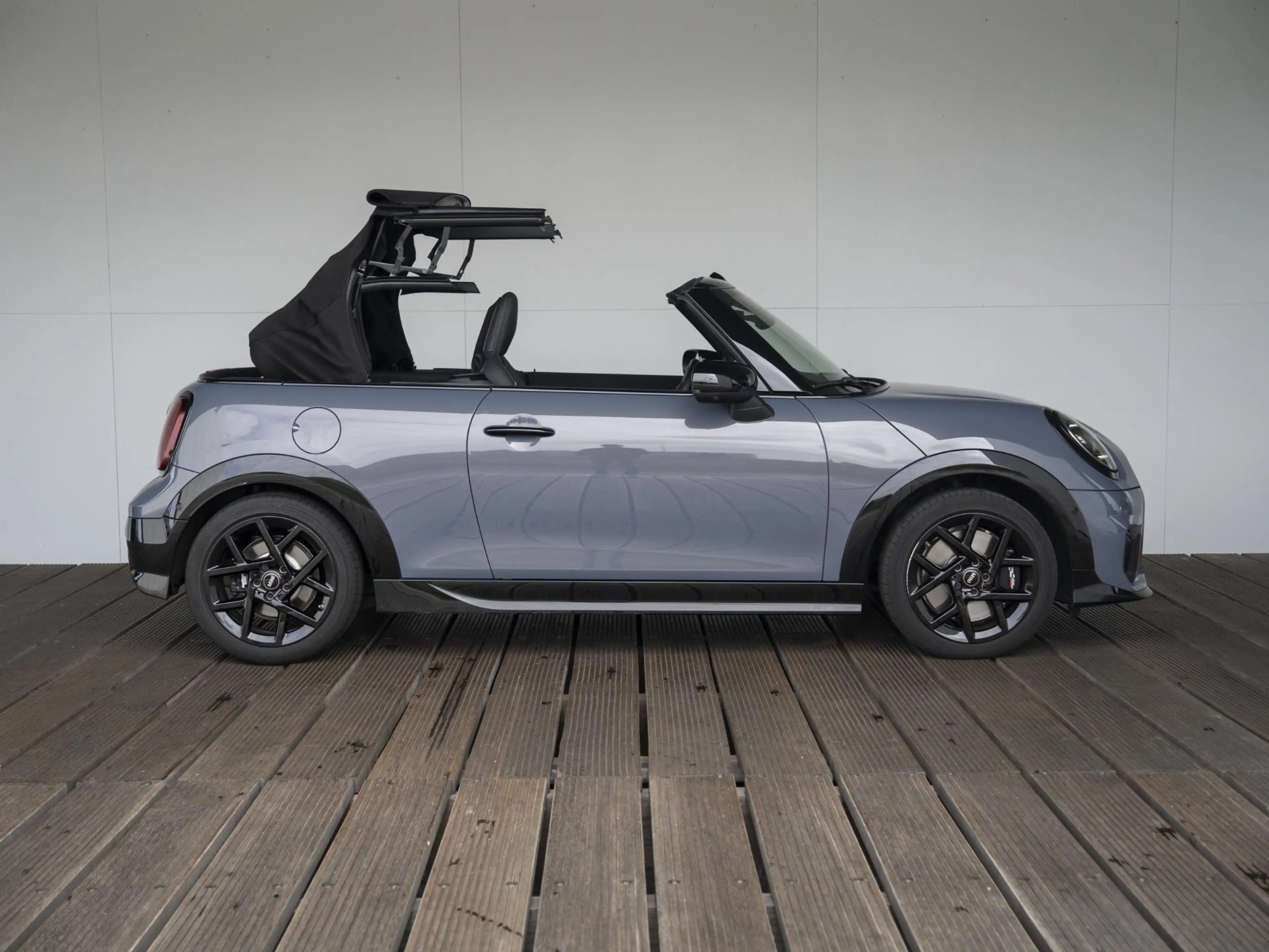 MINI Cooper C Cabrio John Cooper Works | L-pakket | Harmak-Kardon — photo 8