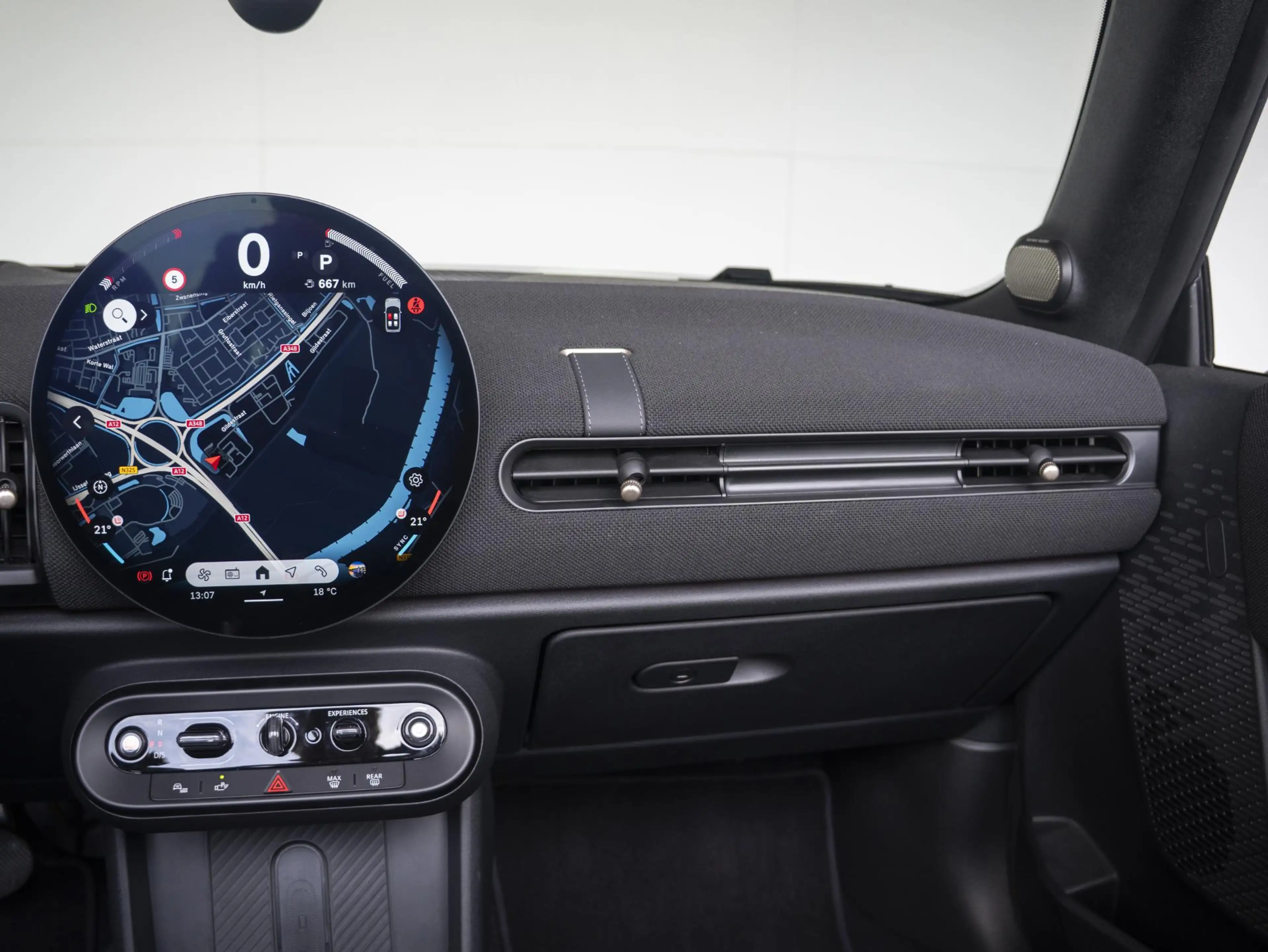 MINI Cooper C Cabrio John Cooper Works | L-pakket | Harmak-Kardon — photo 14