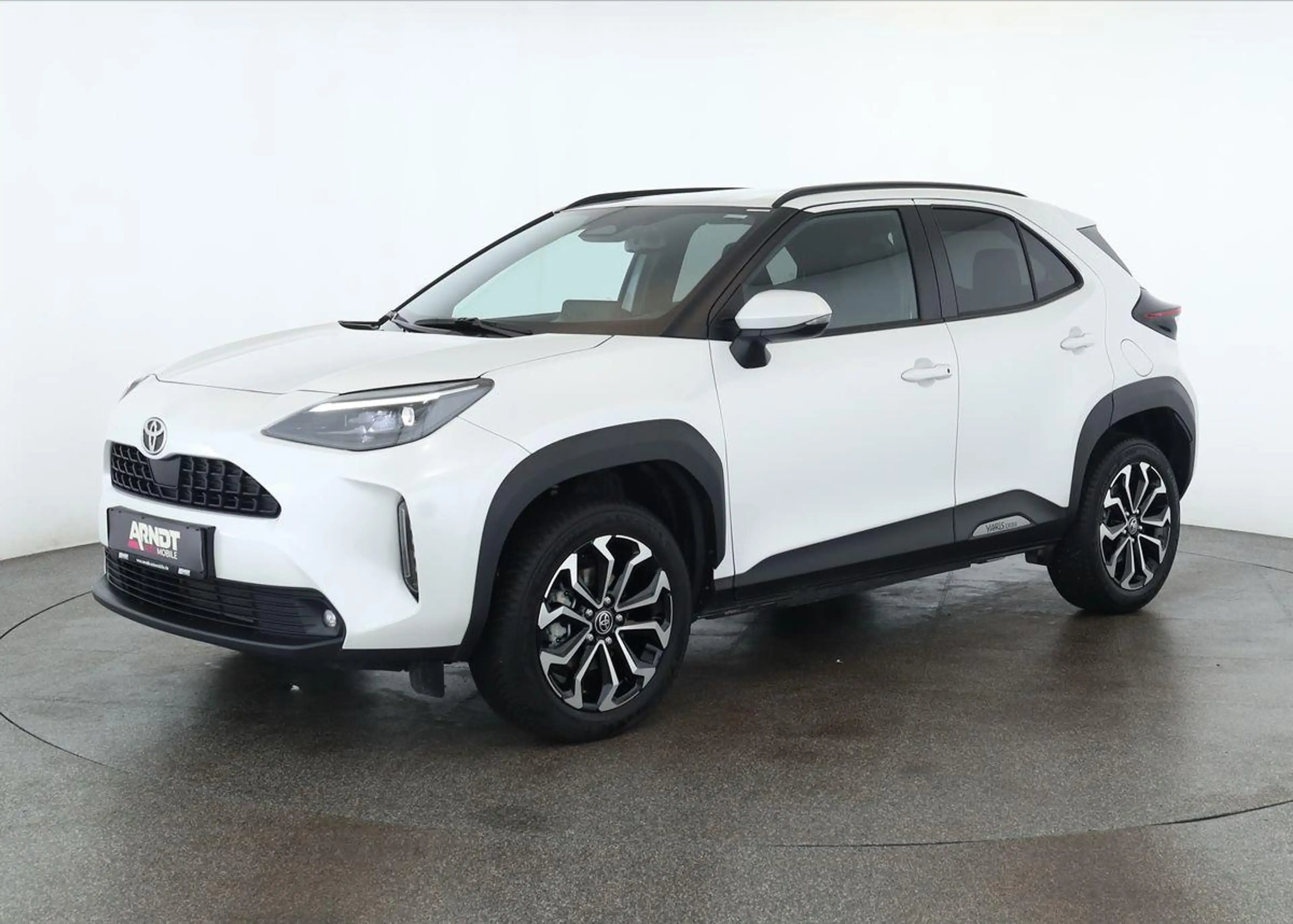Toyota Yaris Cross Hybrid Teamplayer LED Nav SitzHZ Kam — photo 2