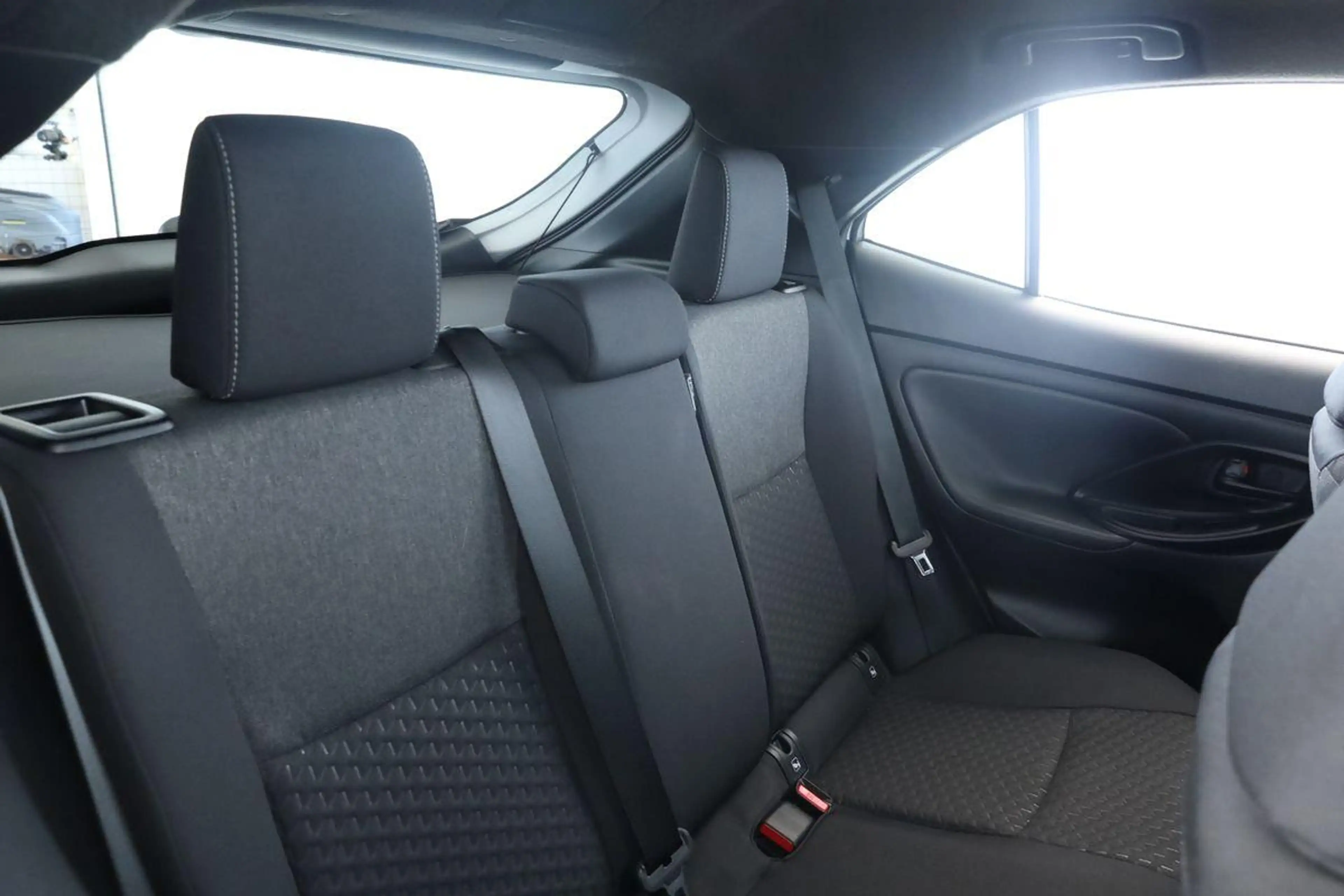 Toyota Yaris Cross Hybrid Teamplayer LED Nav SitzHZ Kam — photo 13