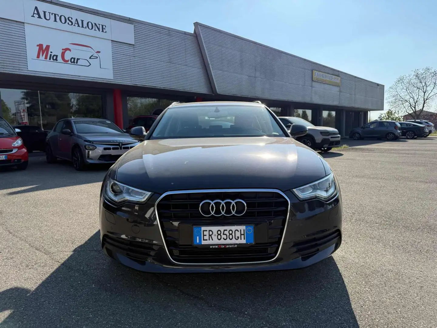 Audi A6 Avant 2.0 TDI 177cv multitronic Unico Proprietario Grigio - 2