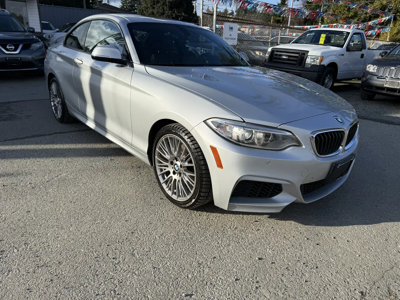 BMW 2 Series снимка BMW 2 Series