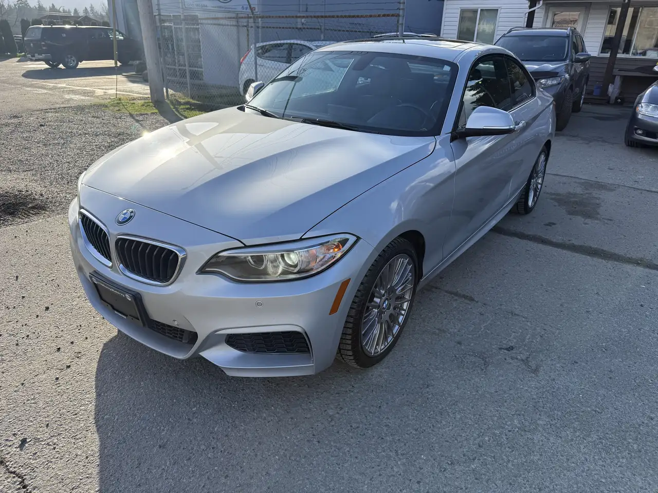 BMW 2 Series снимка BMW 2 Series