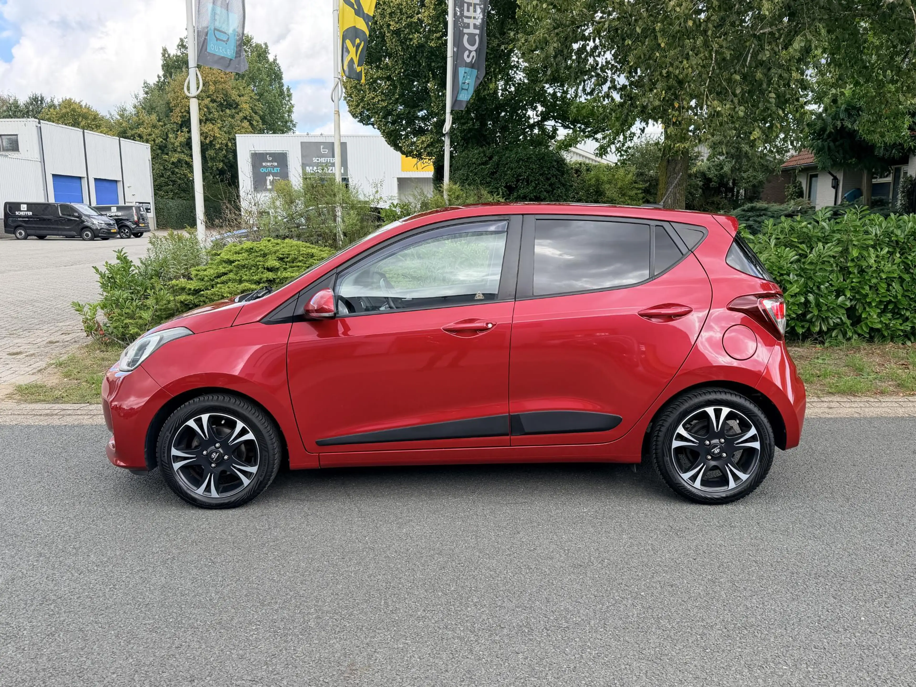 Hyundai i10 1.0i i-Premium Navigatie•Airco•Cruise — photo 2