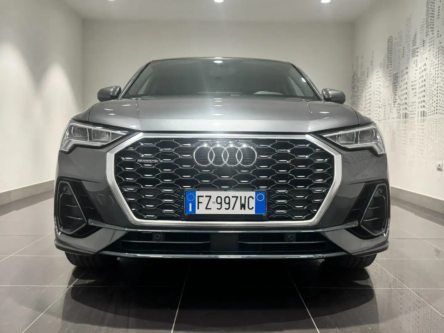 Audi Q3 Q3 Sportback 45 2.0 tfsi S line quattro s-tronic Gris - 2