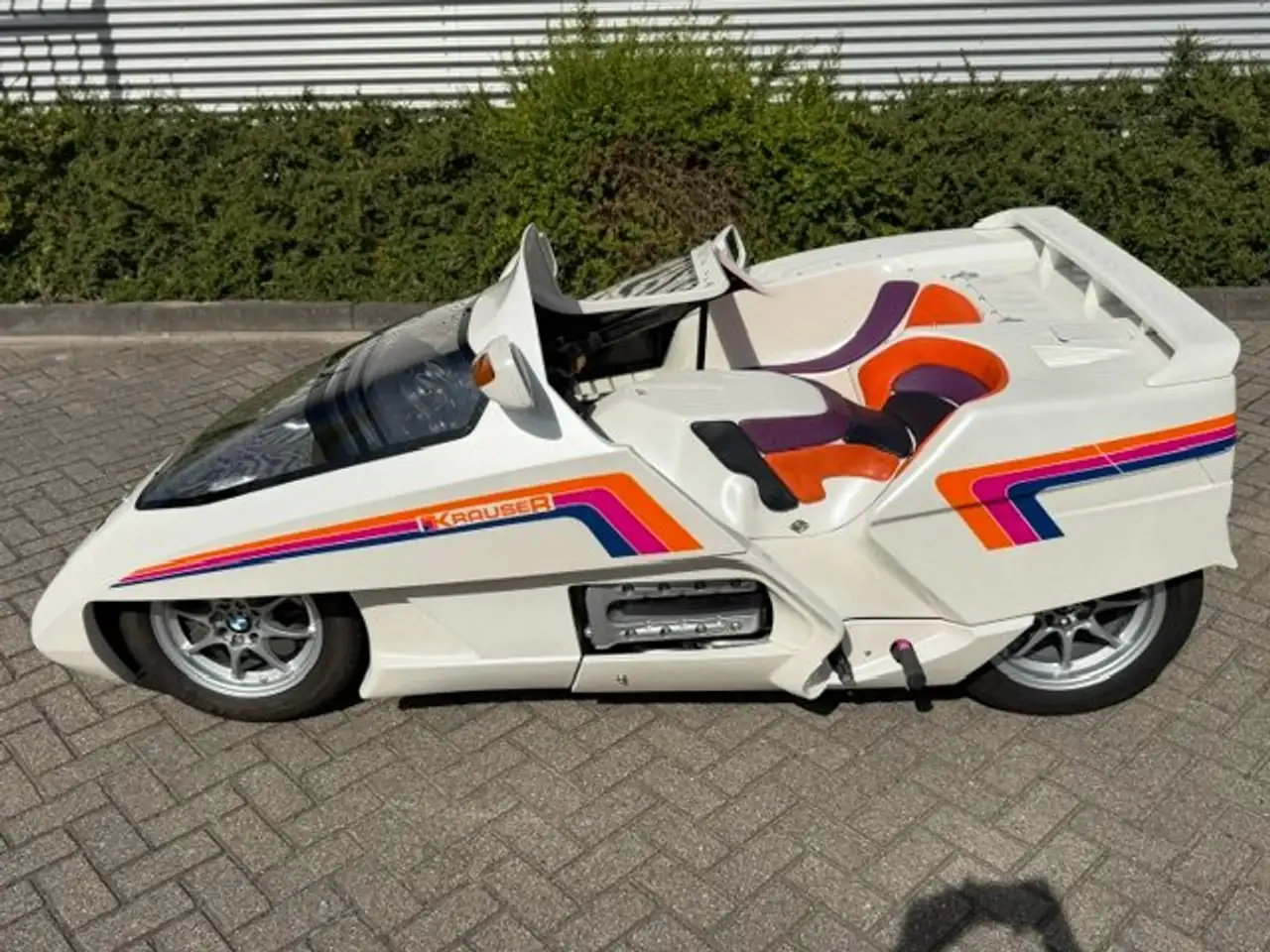 BMW Inny