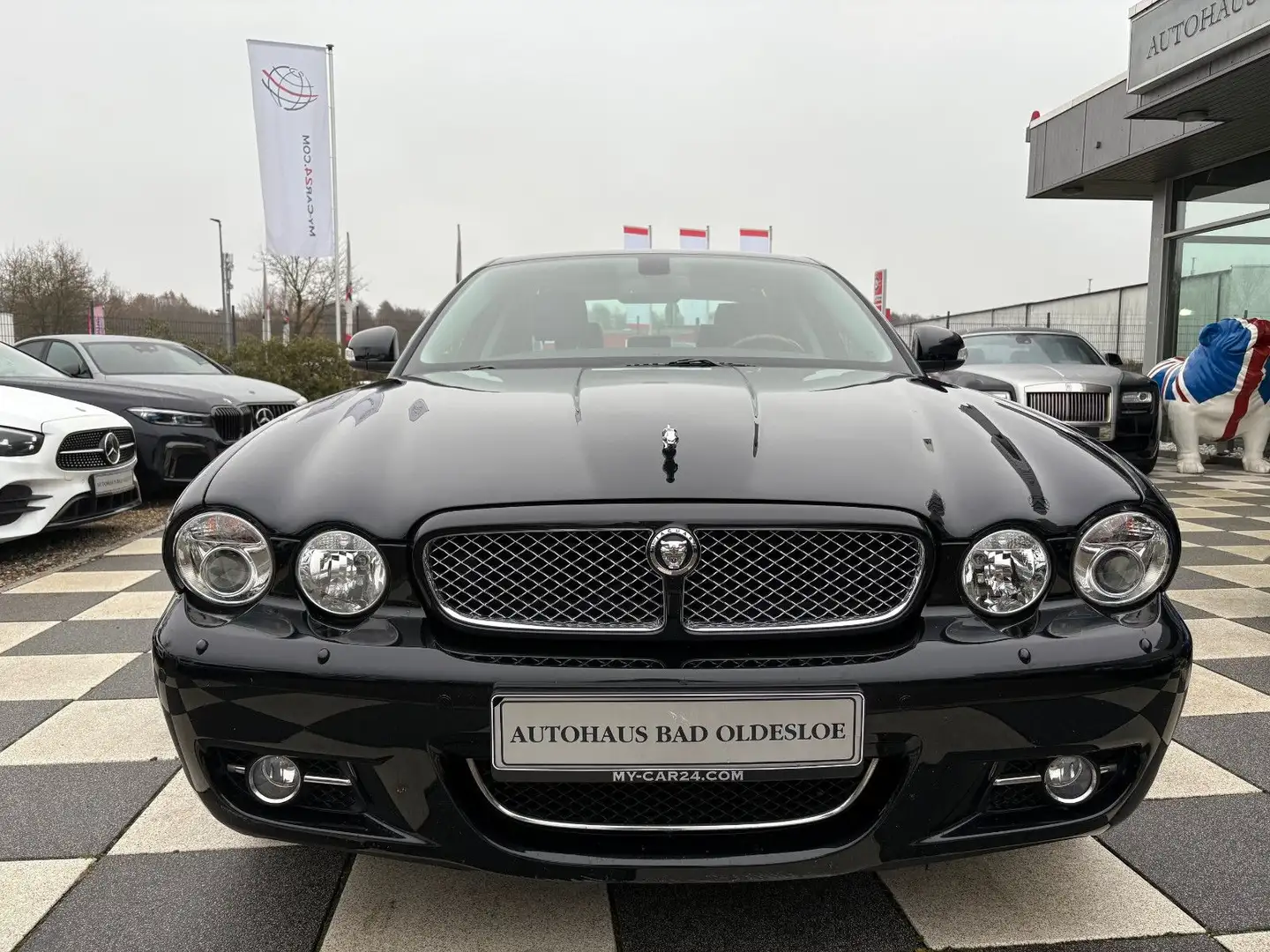 Jaguar XJ 2.7 D V6 Executive+Schiebedach+Xenon+Leder+ Negro - 2
